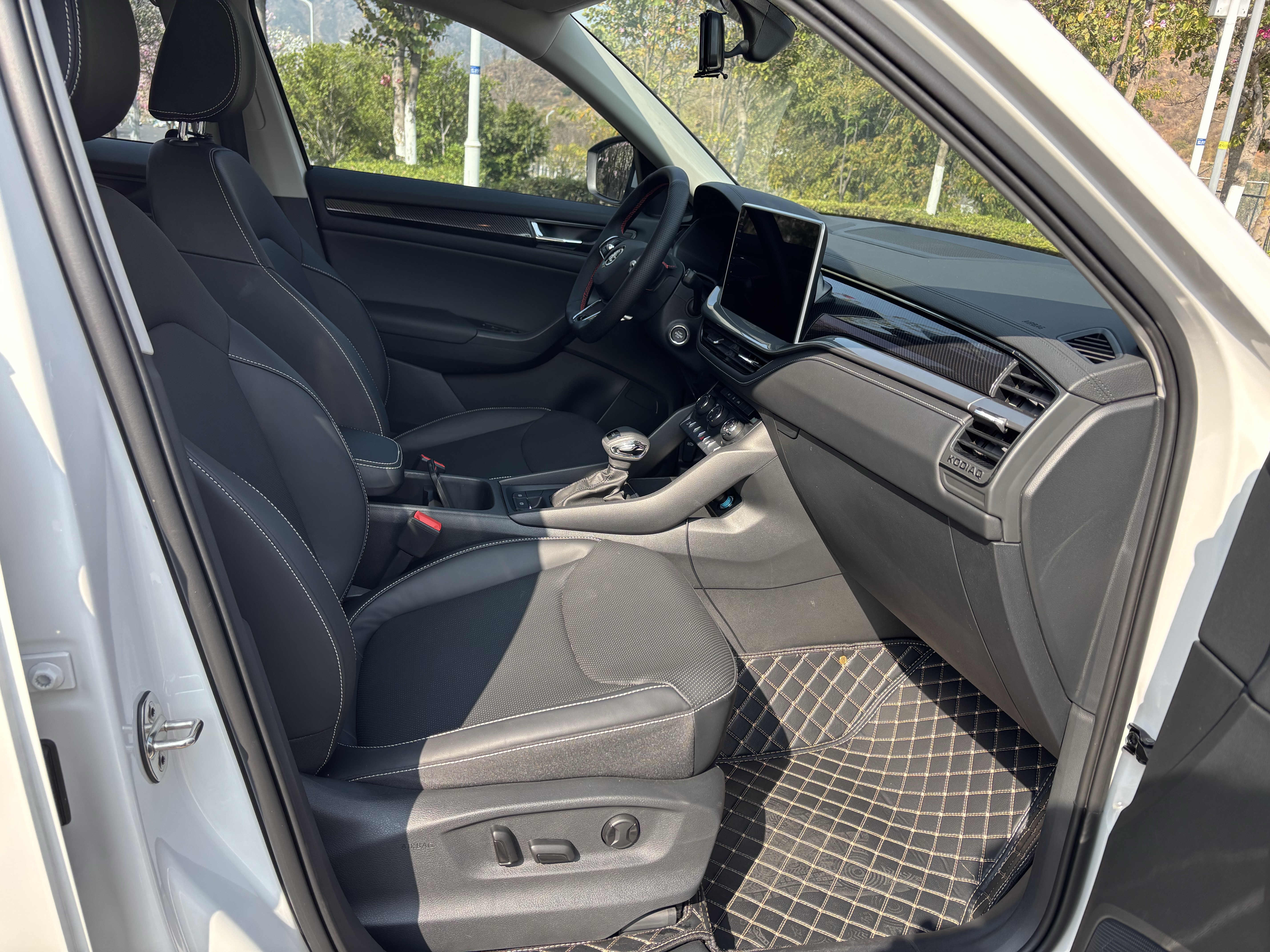 Skoda Kodiaq 2025 صورة سيارة #7