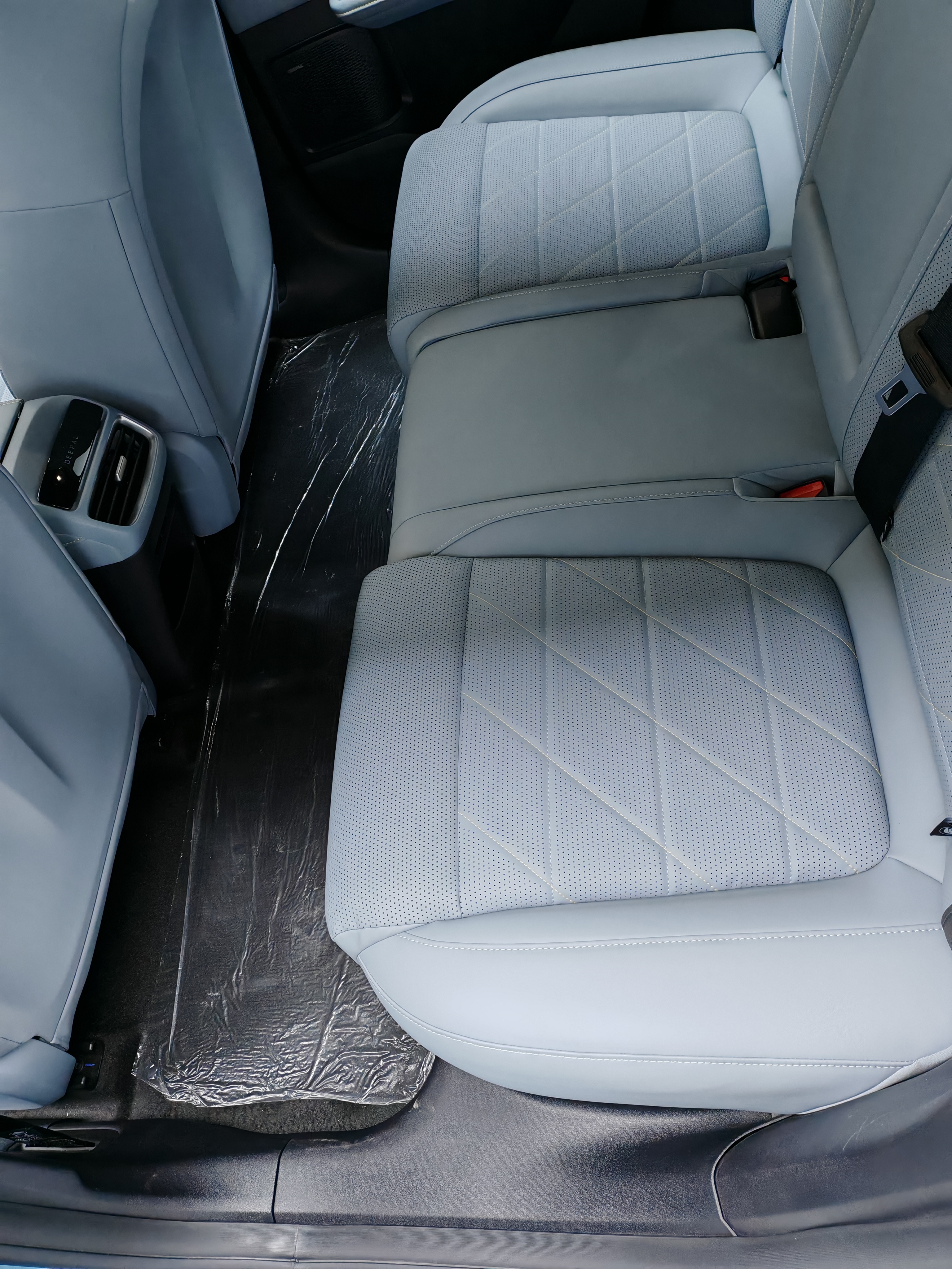 Deepal S05 2024 car image #7