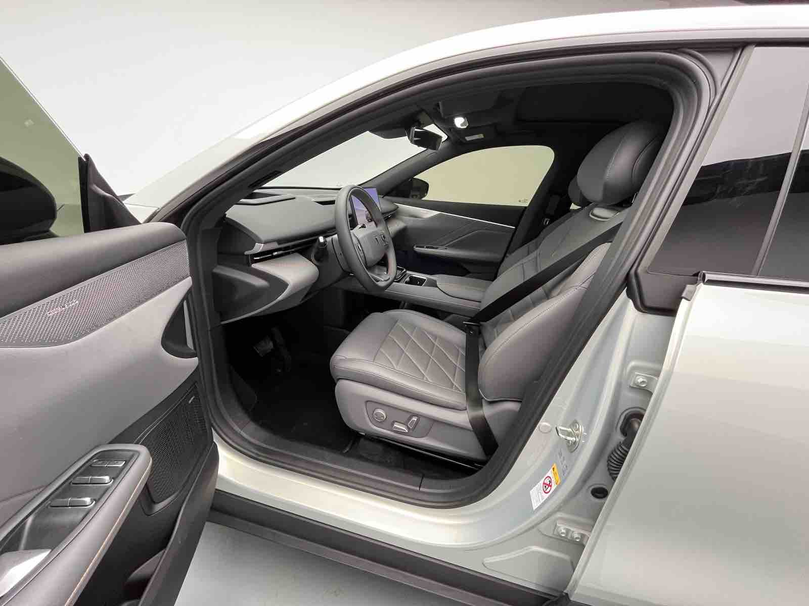 Deepal S05 2025 imagem de carro #7