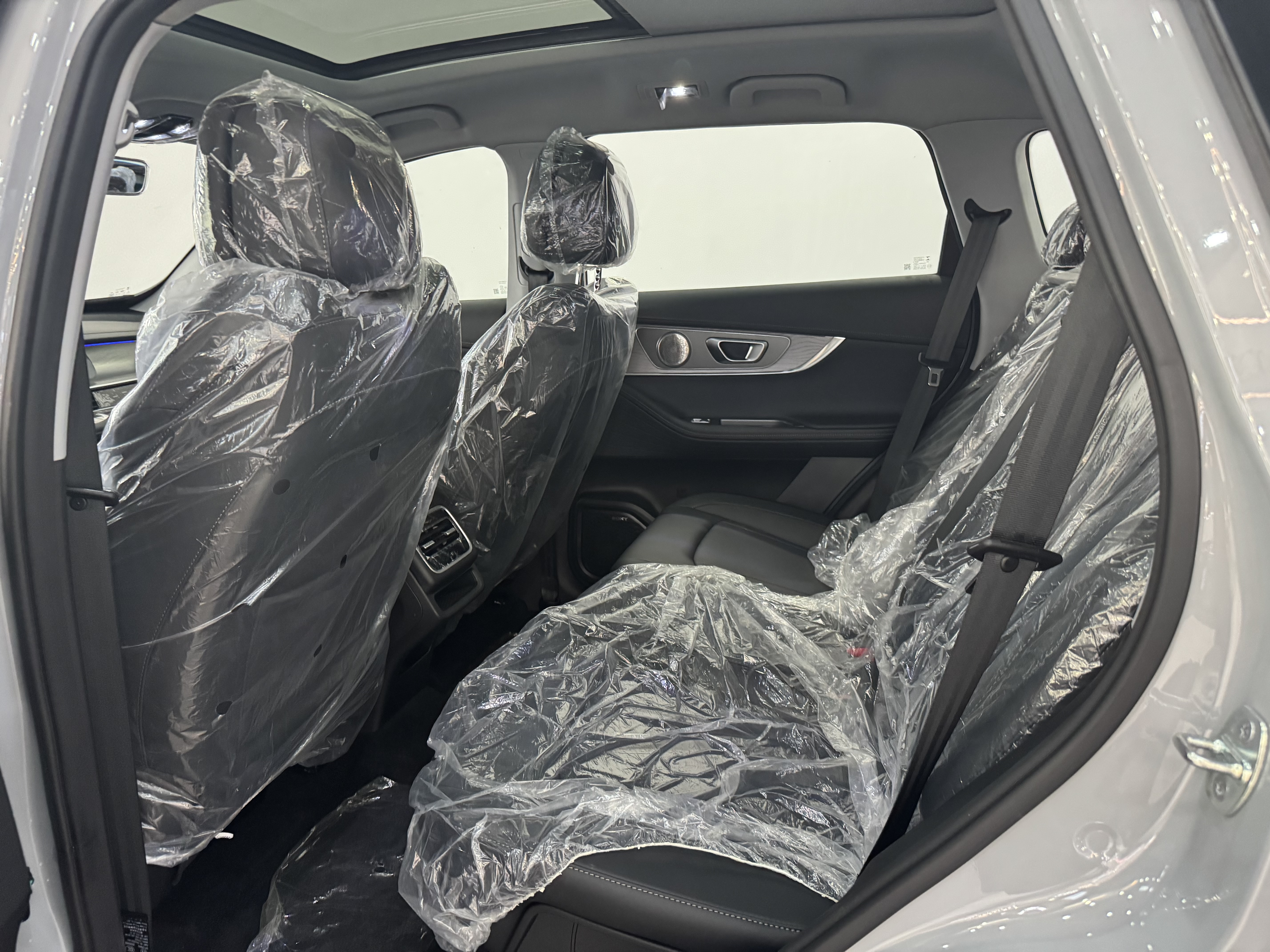 Chery Tiggo 8 PRO New Energy 2025 car image #7