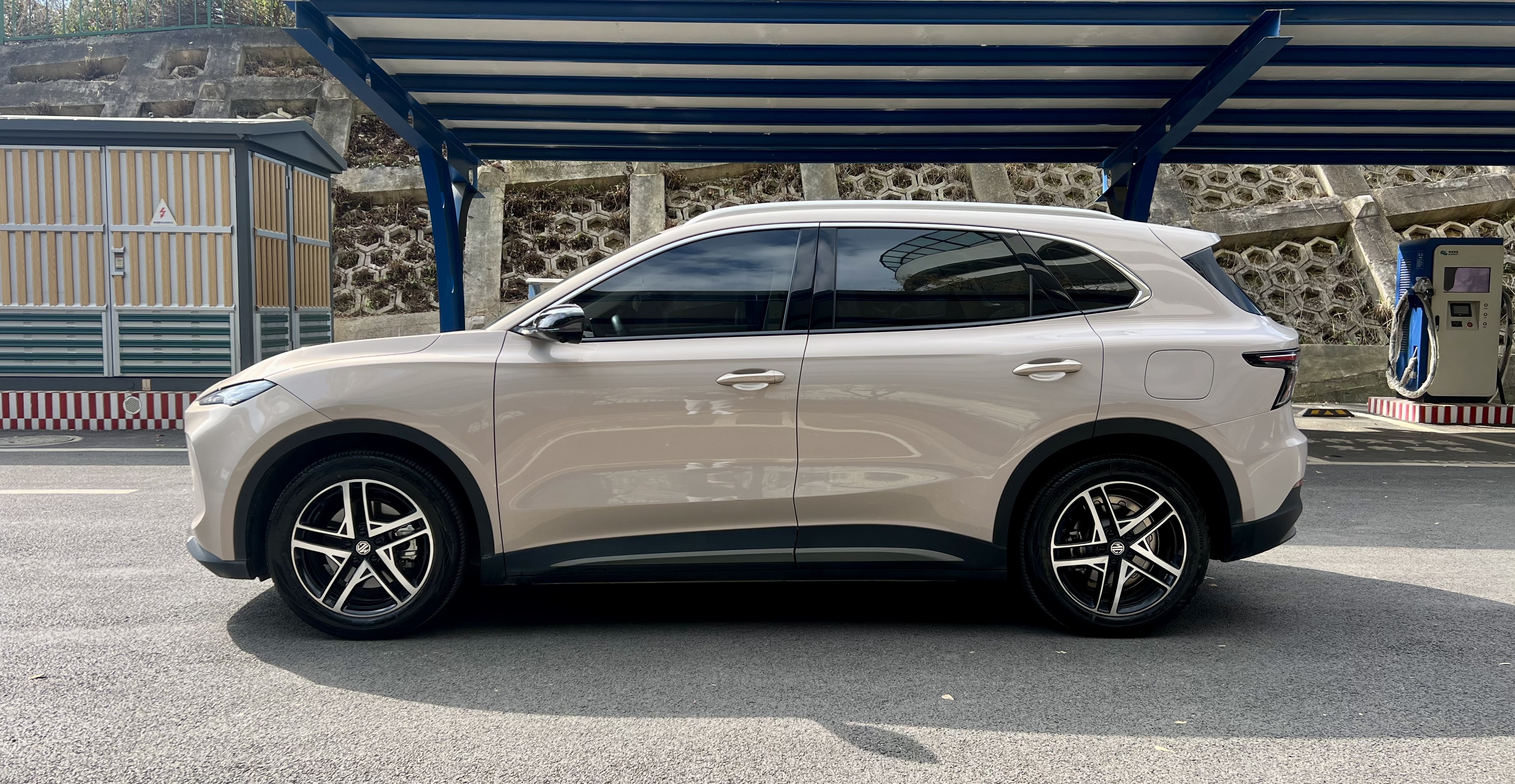 MG ES5 2024 #7 MG ES5 2024 car image #7