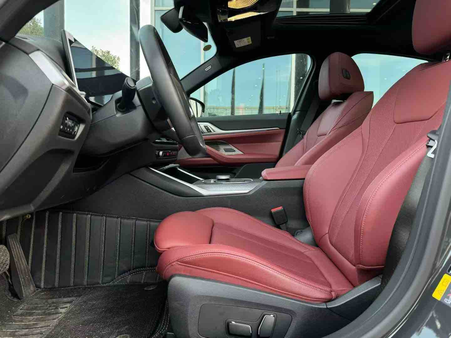 BMW i4 2026 car image #7