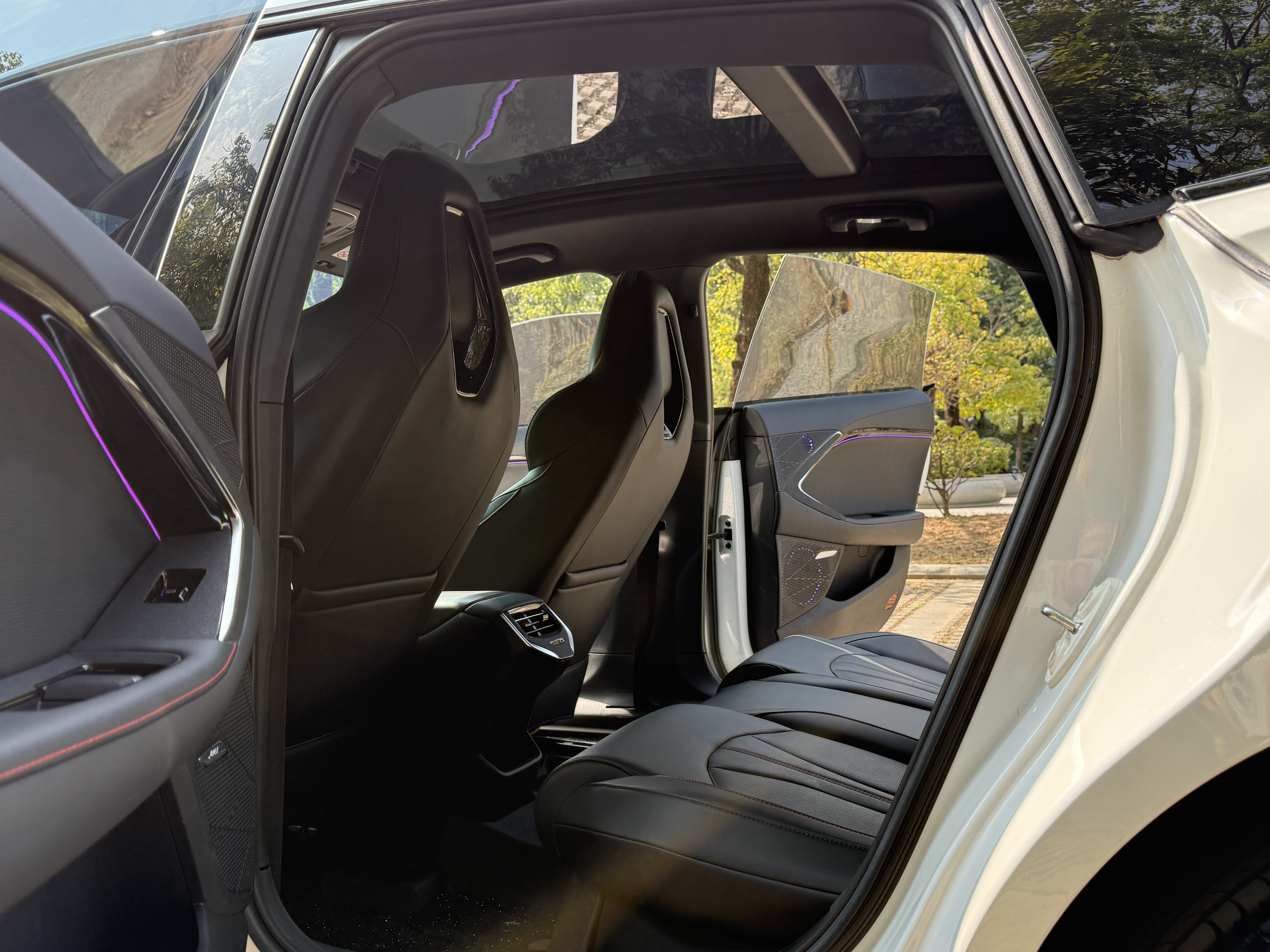 MG 7 2025 car image #7