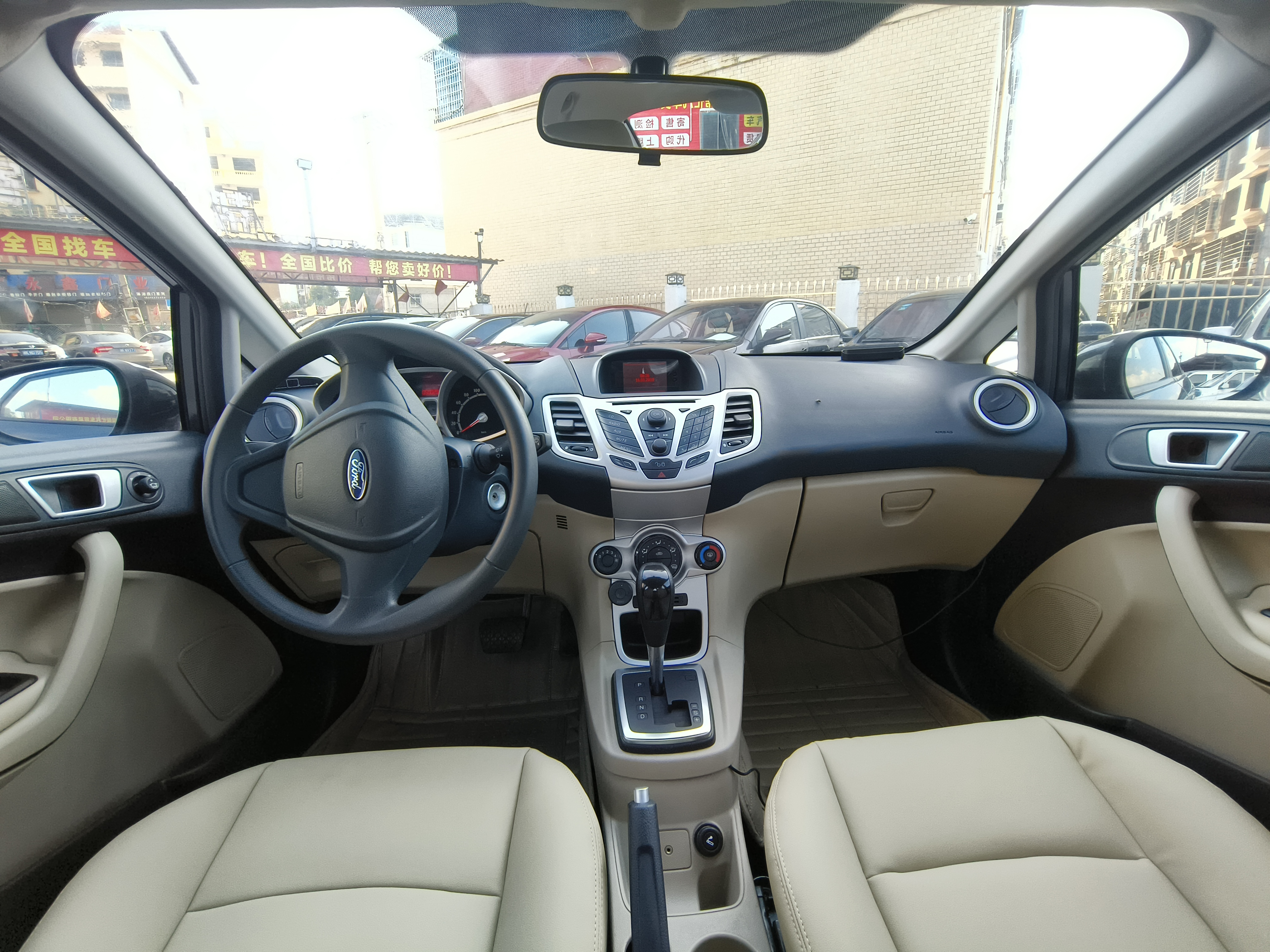 Ford Fiesta 2010 car image #7