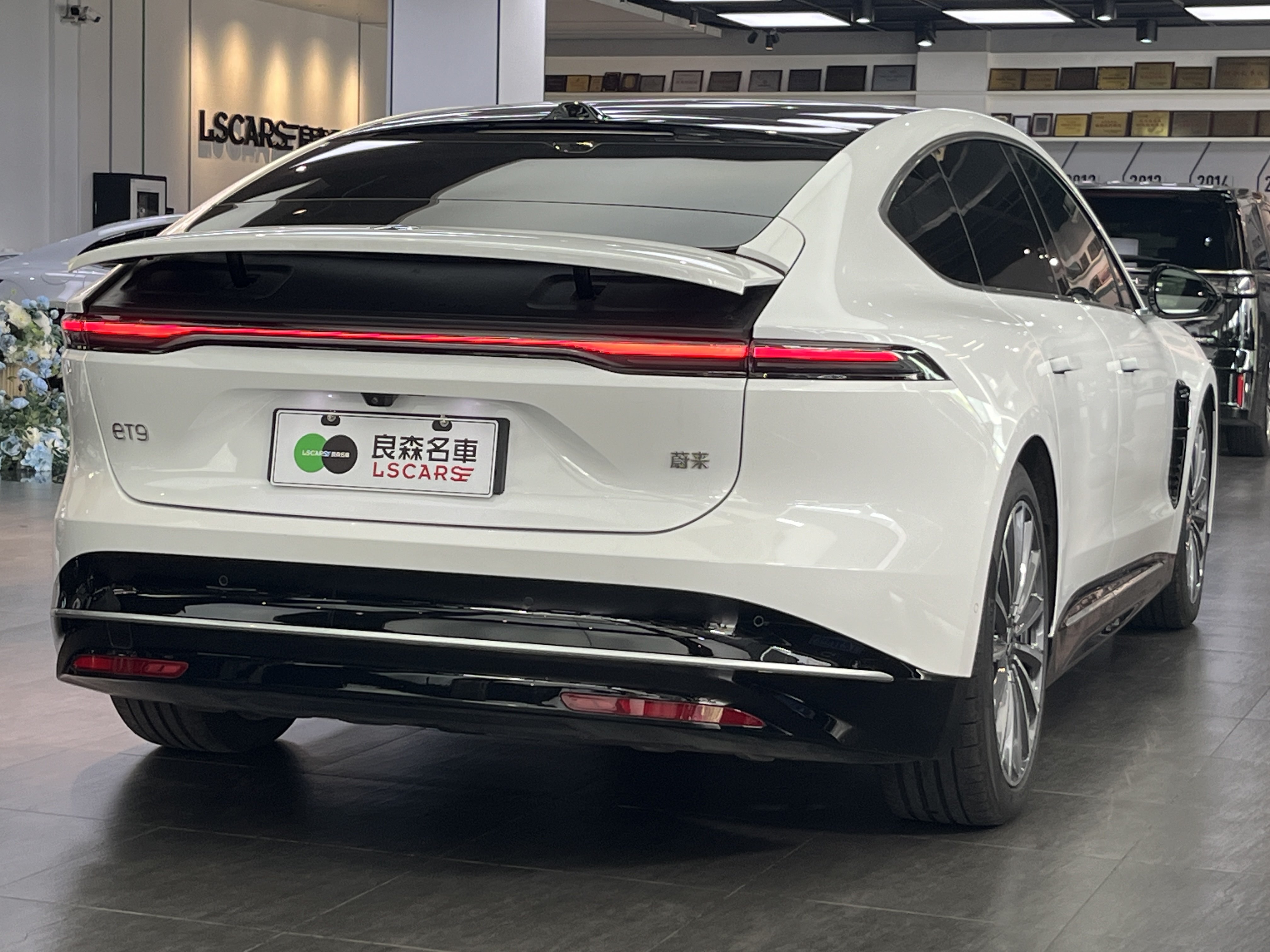 蔚来 蔚来ET9 2025 汽车图片 #7