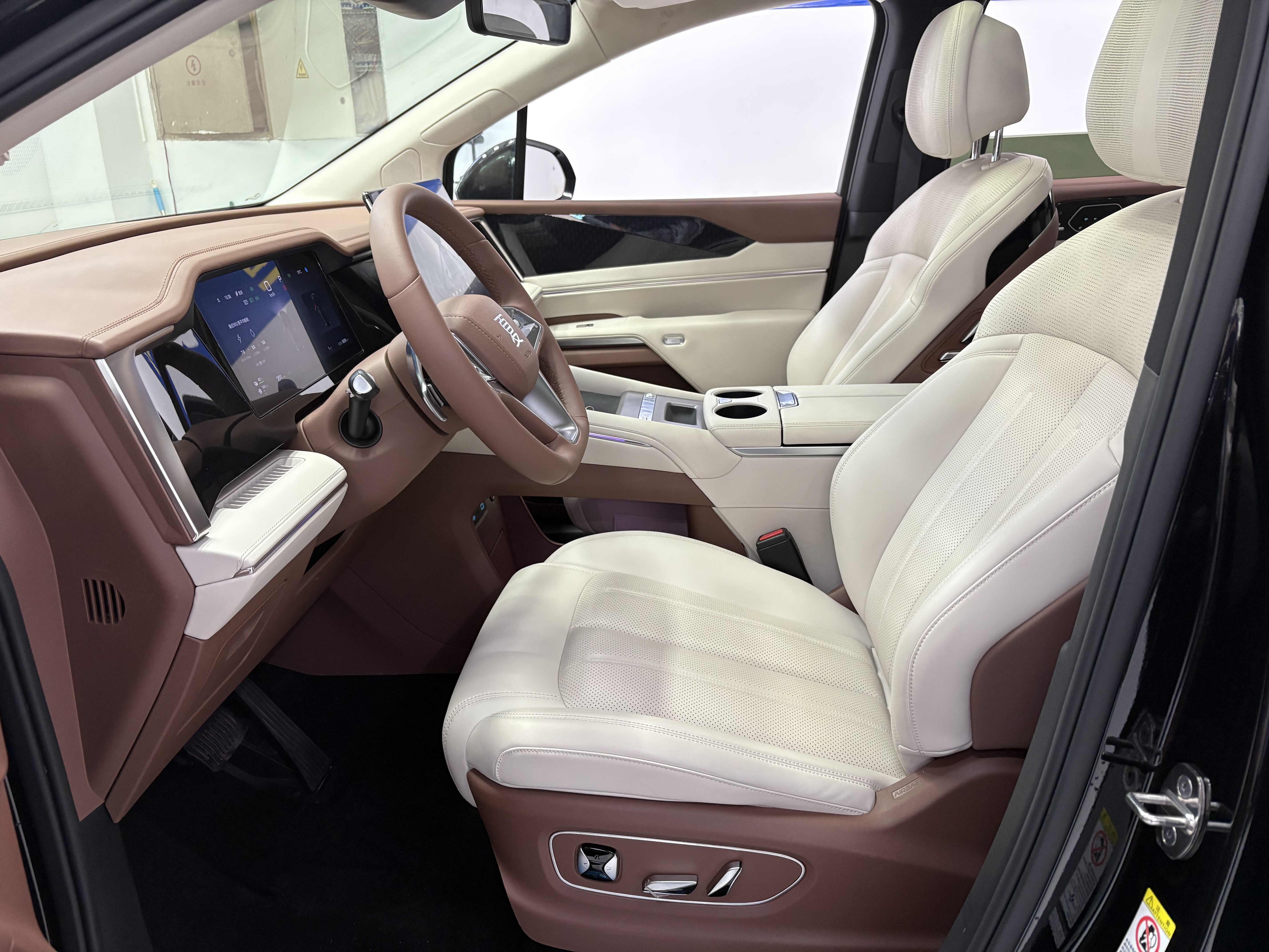 BYD Xia 2025 imagen de coche #7