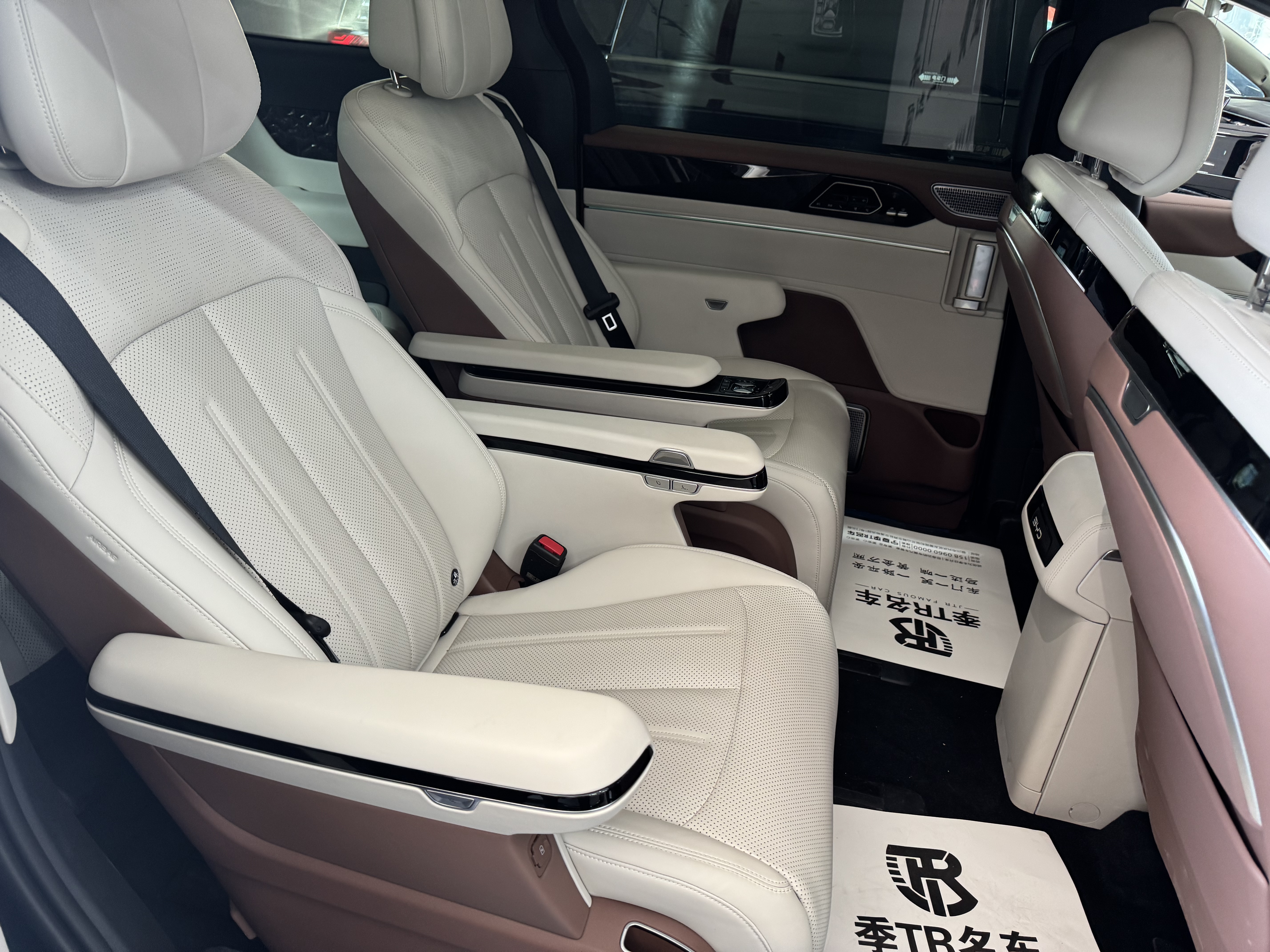 BYD Xia 2025 car image #7