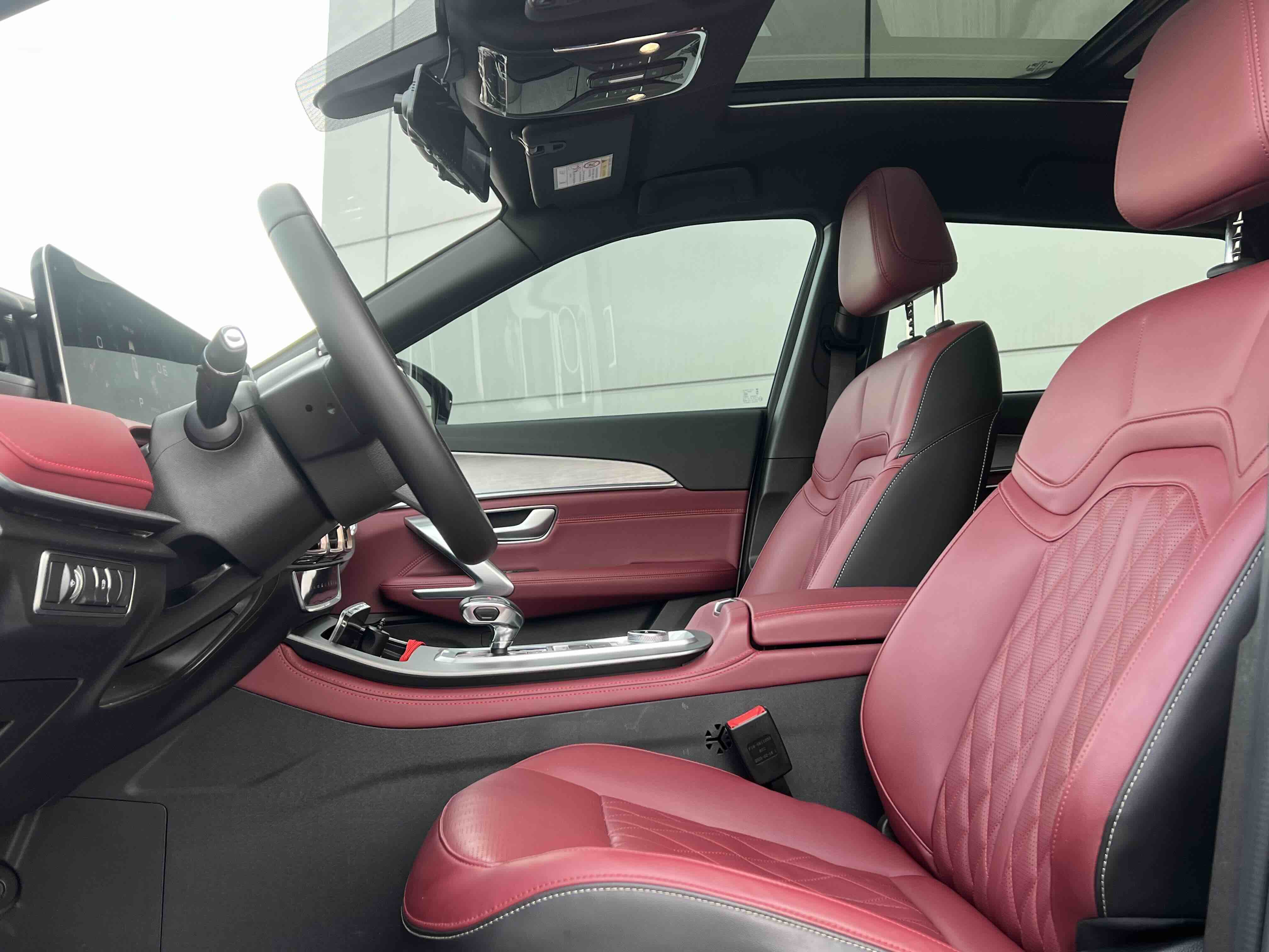 X70 PLUS 2025 #7 X70 PLUS 2025 car image #7