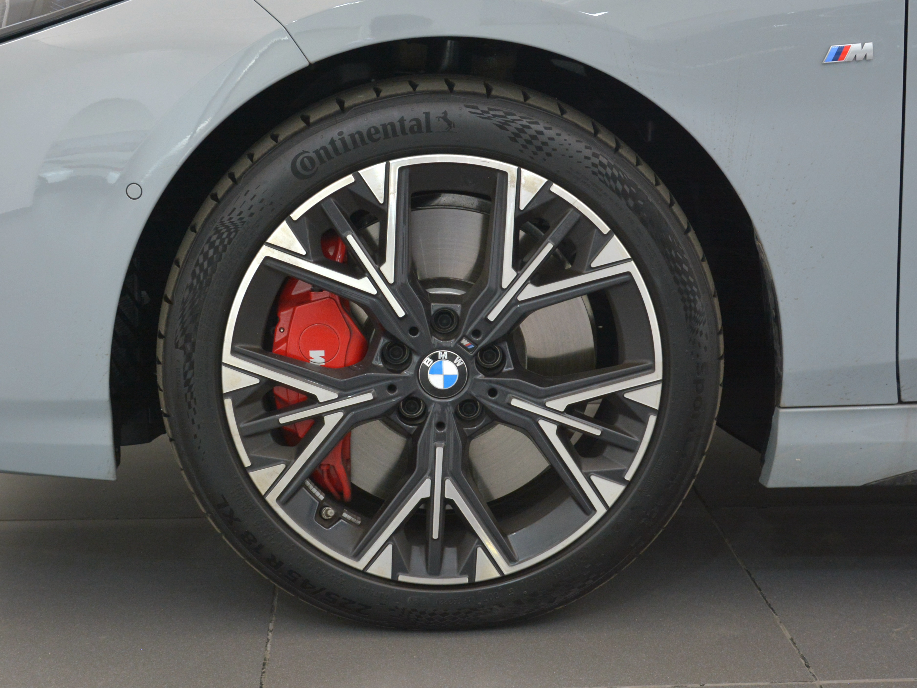 BMW M235L 2025 car image #7