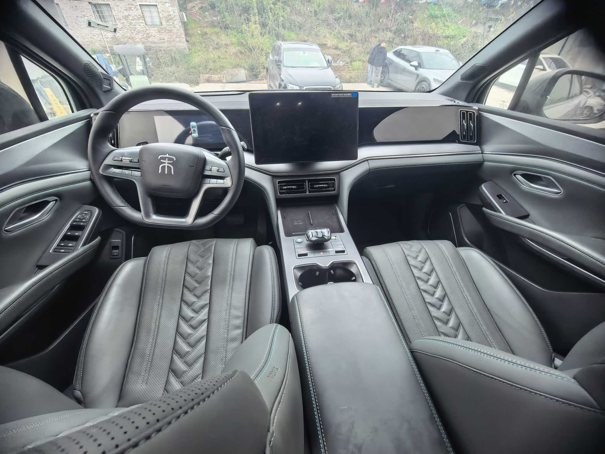 BYD SongL DM-i 2025 car image #7