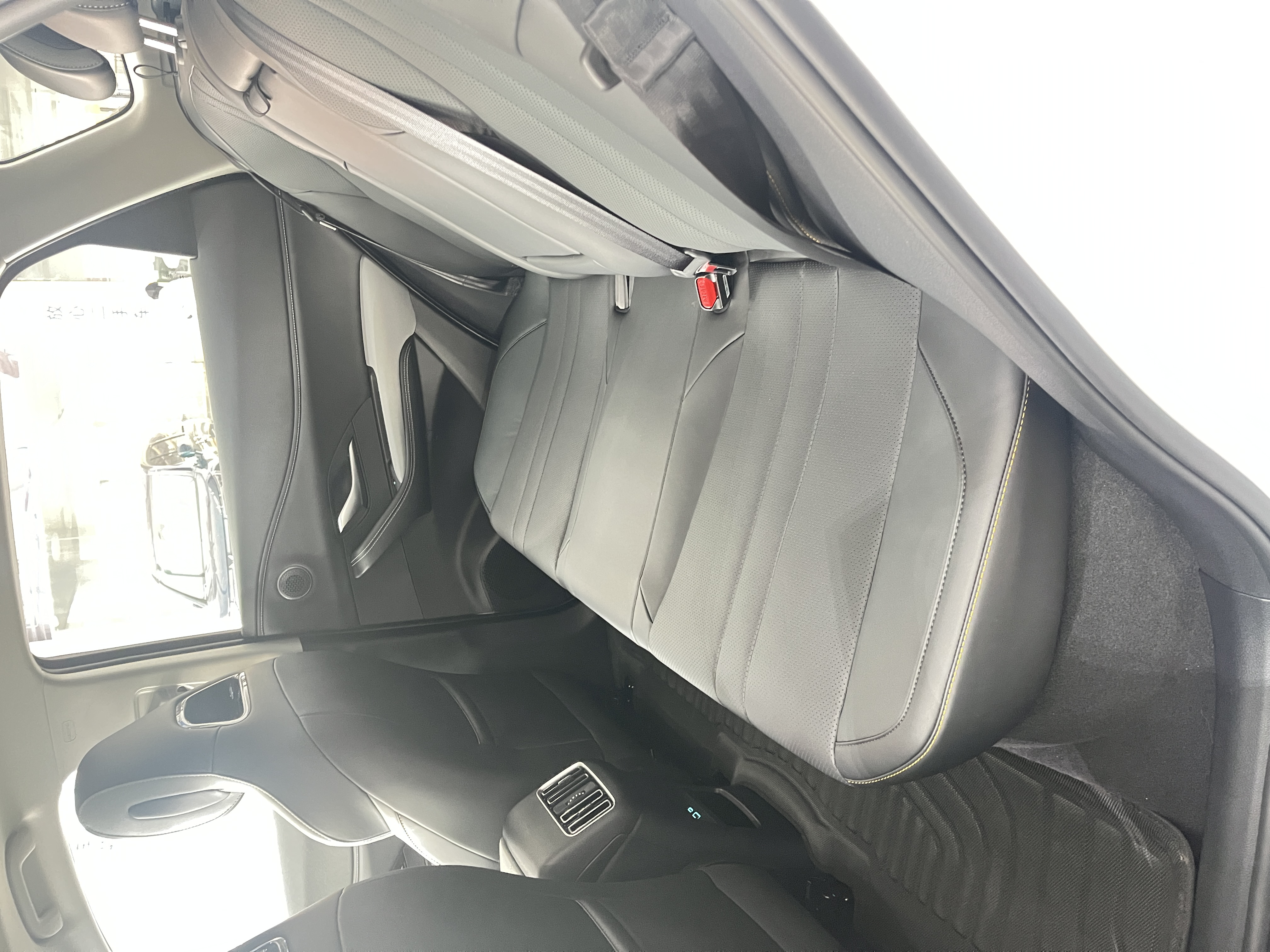 BYD Sea Lion 05 DM-i 2025 car image #7