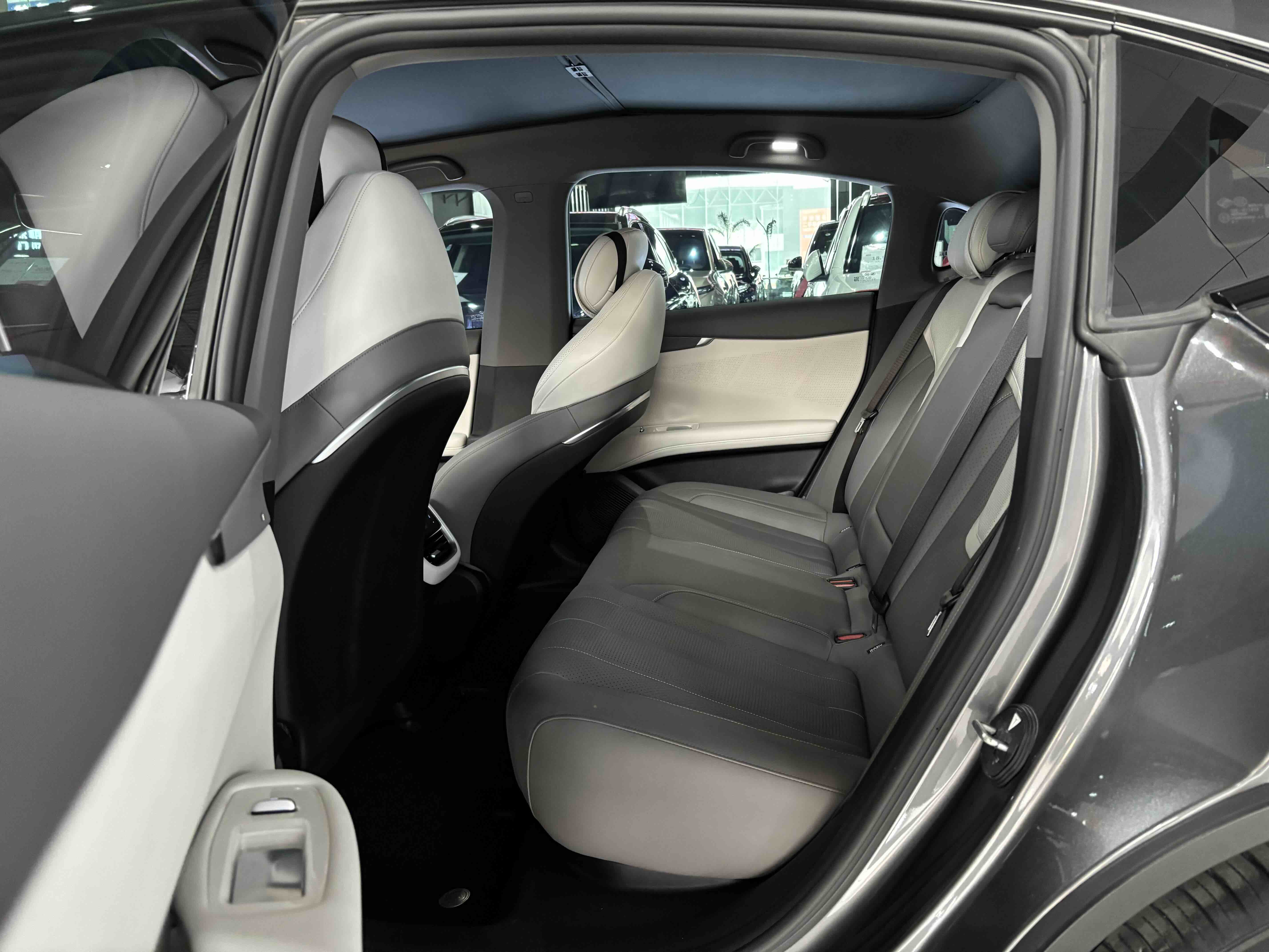 Deepal L07 2025 imagem de carro #7