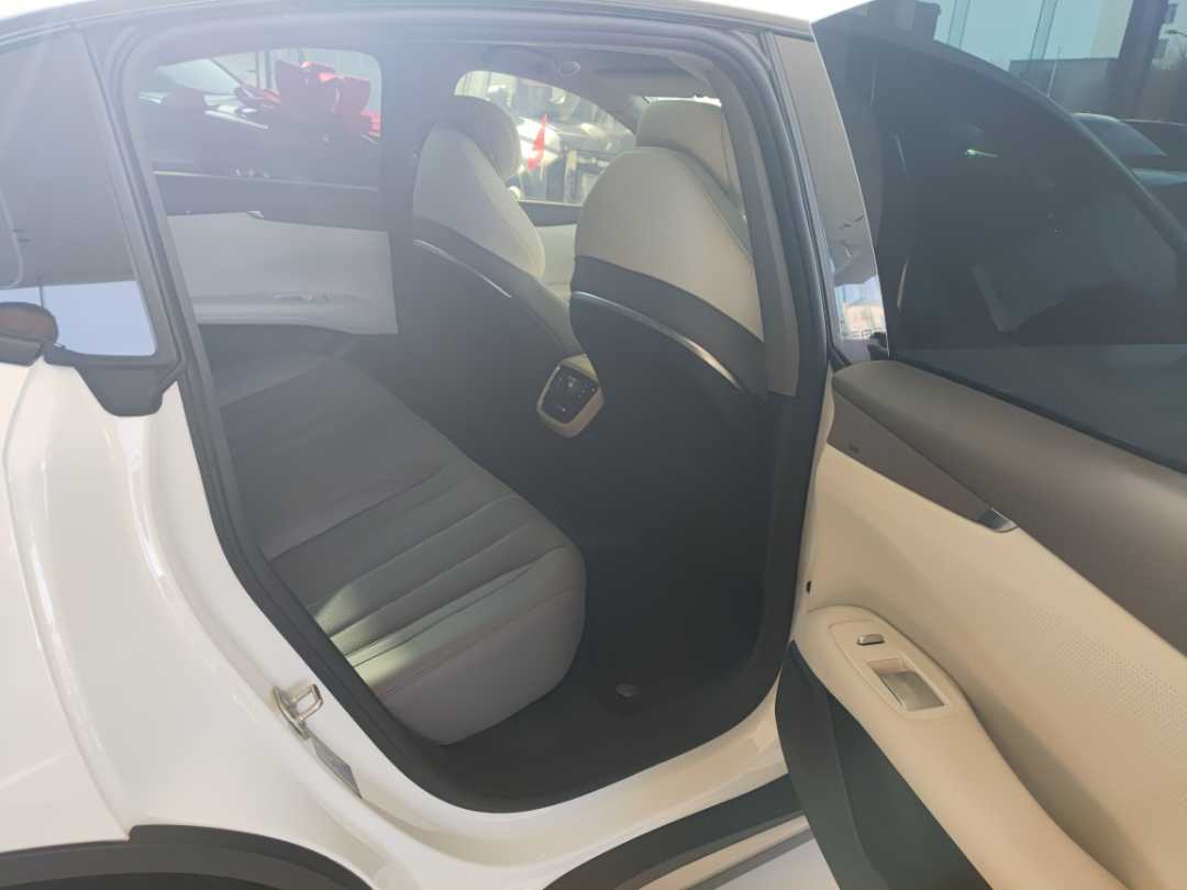 Deepal L07 2025 car image #7