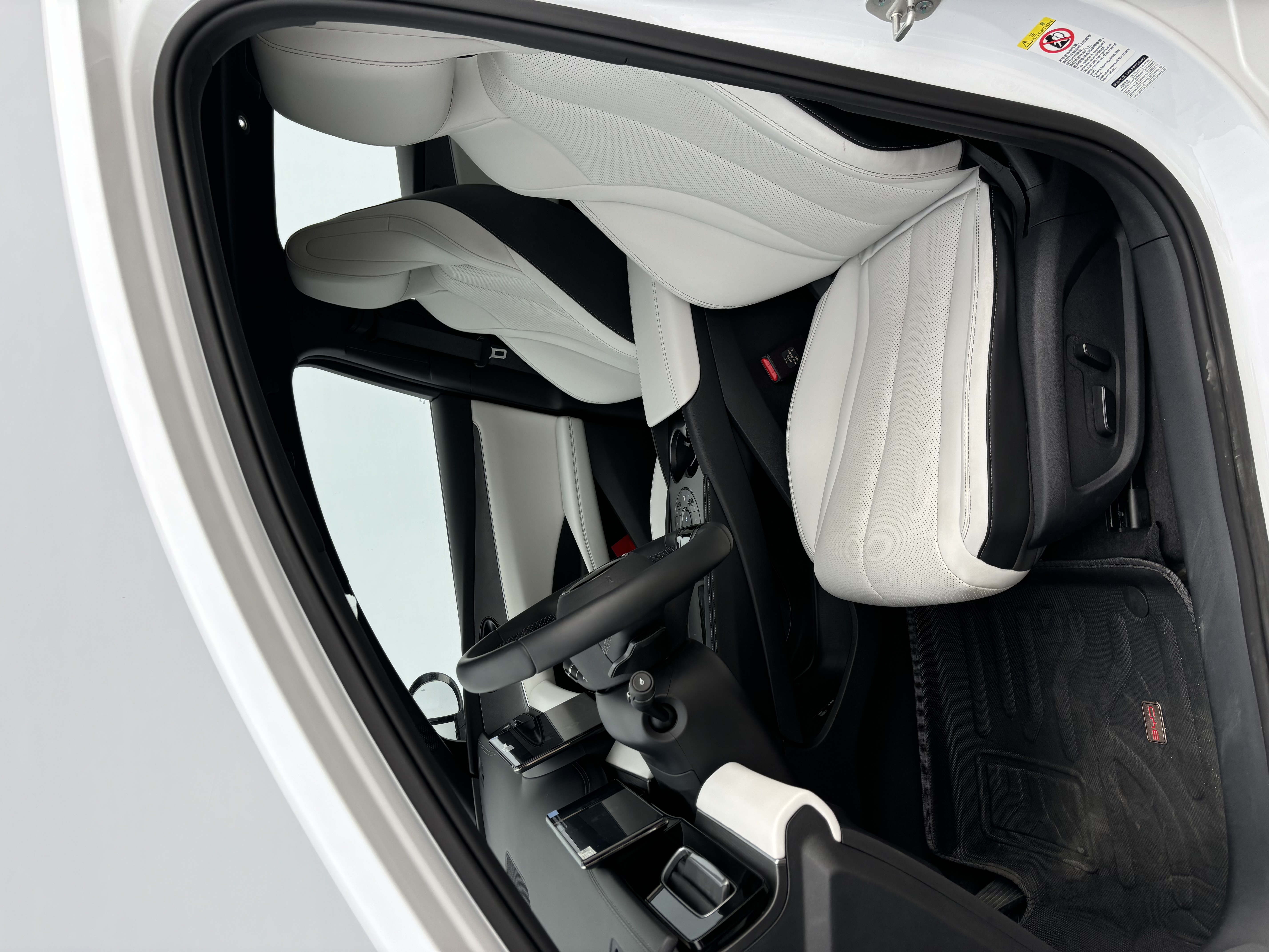 BYD Seal 06 New Energy 2025 car image #7
