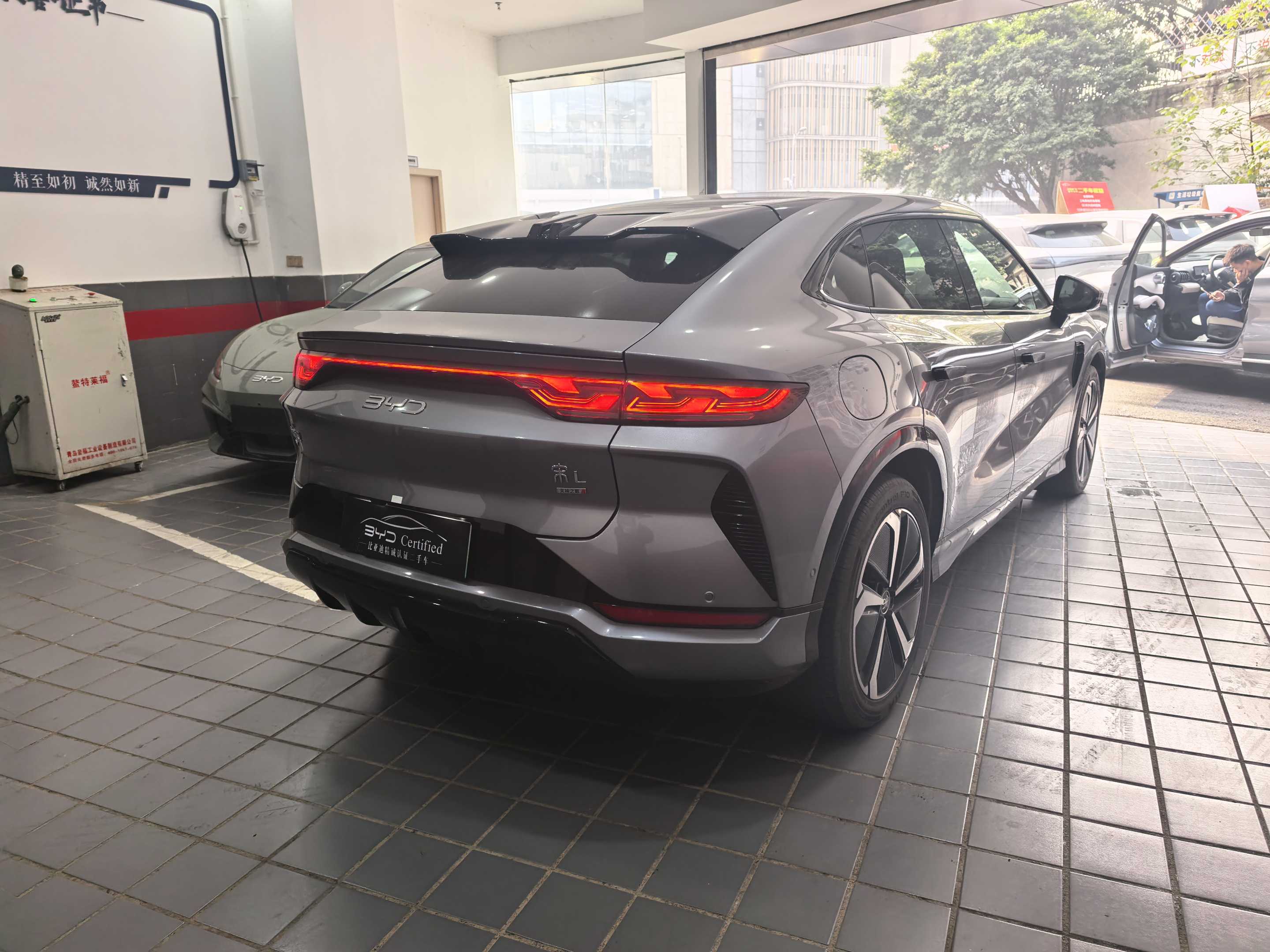 BYD SongL EV 2025 car image #7