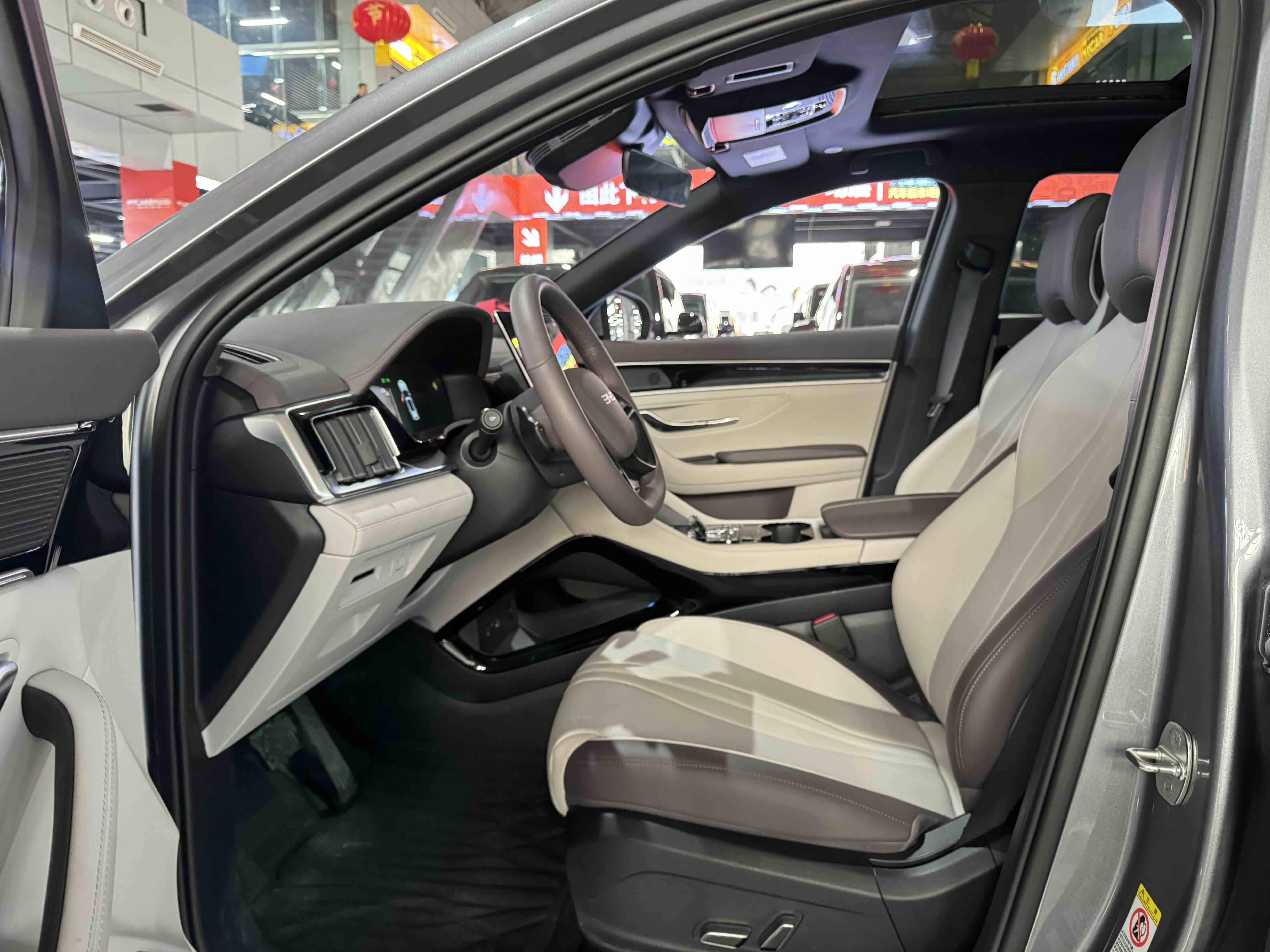 BYD Song Plus New Energy 2025 #7 BYD Song Plus New Energy 2025 car image #7