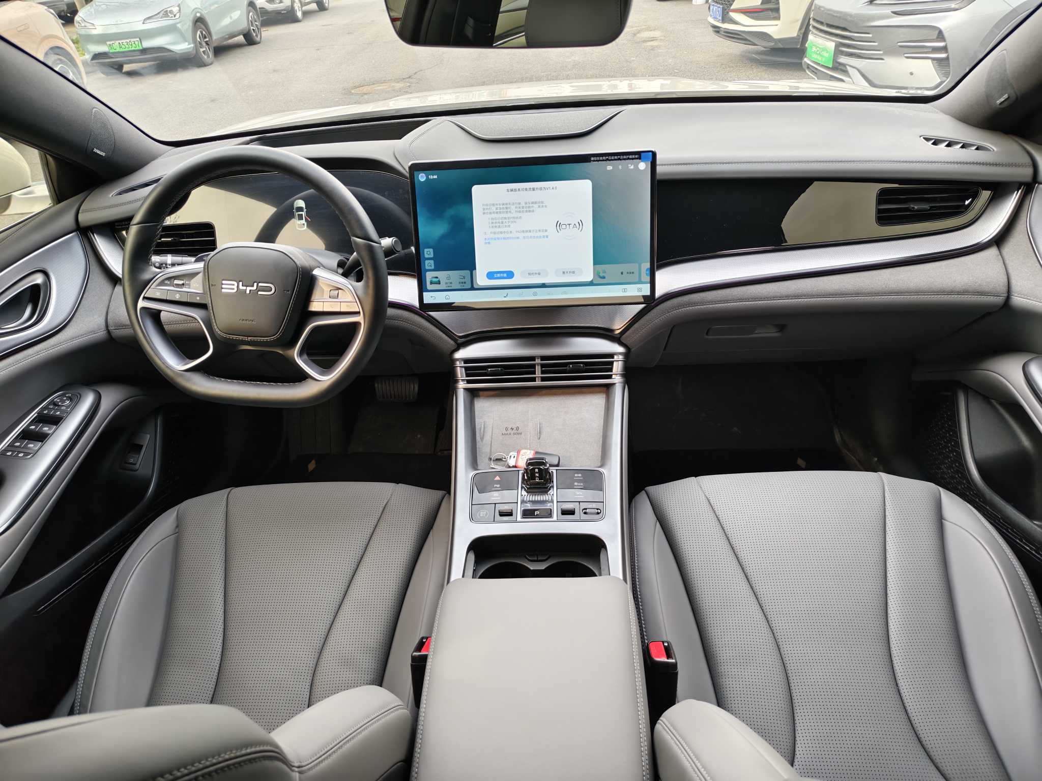 BYD Seal 07 DM-i 2025 car image #7