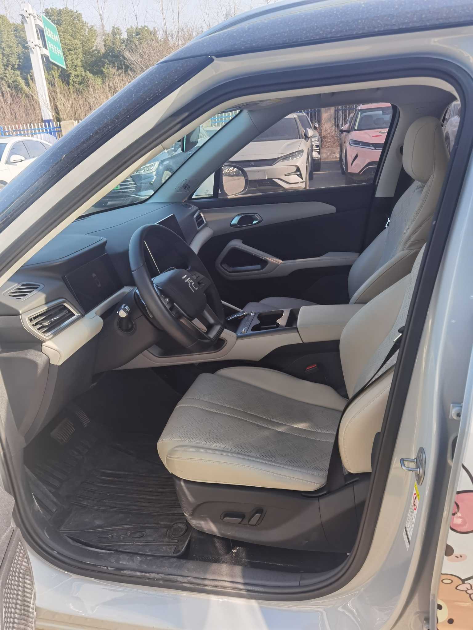 BYD YuanUP 2025 car image #7