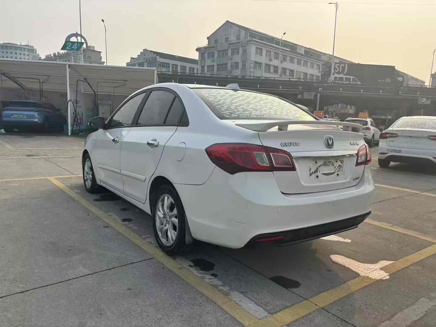 Changan Alsvin V5 2014 car image #7