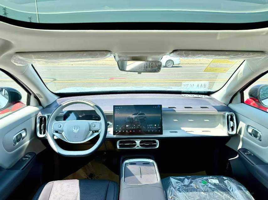 零跑汽车 零跑B10 2025 汽车图片 #7