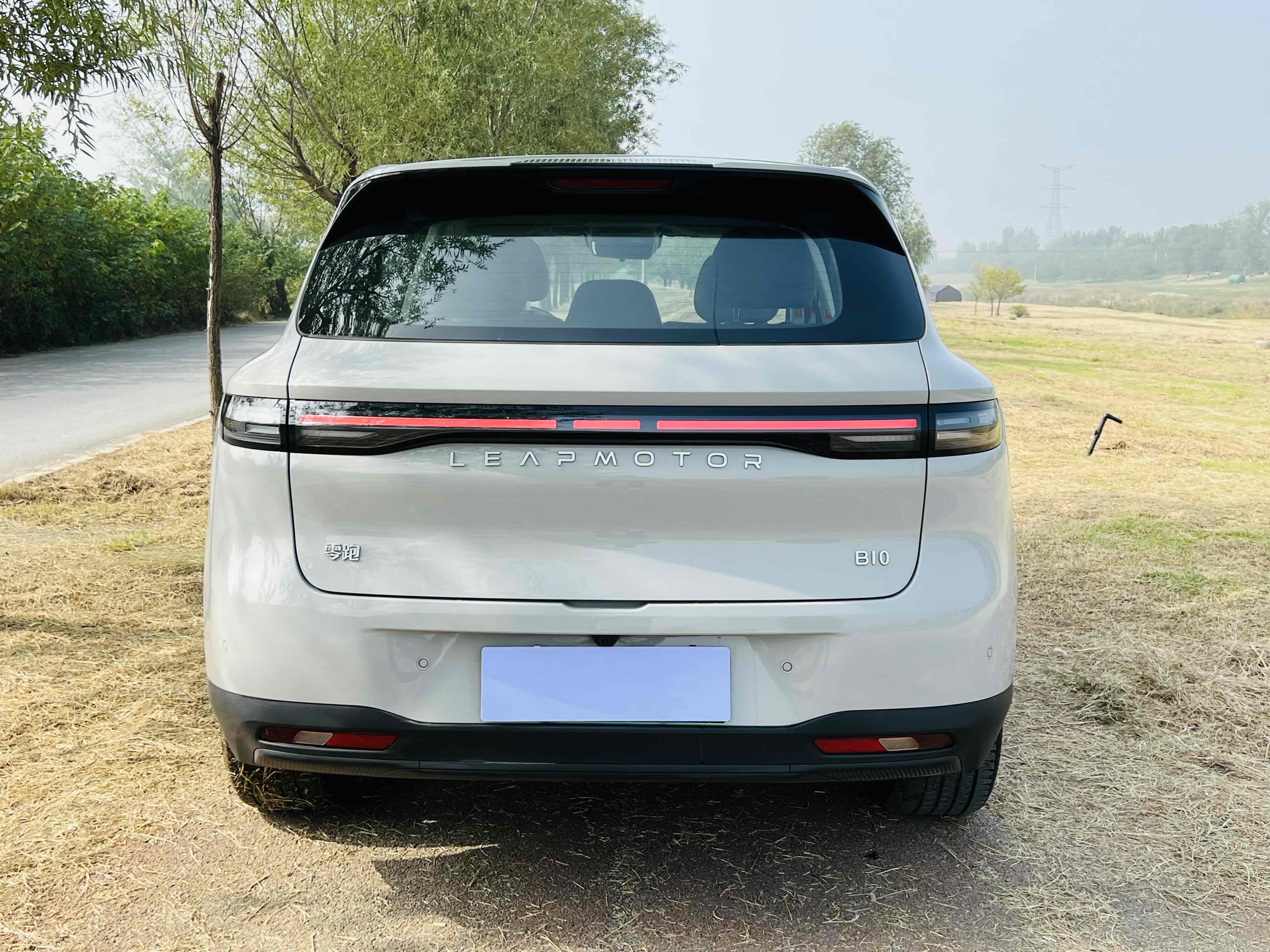 零跑汽车 零跑B10 2025 汽车图片 #7