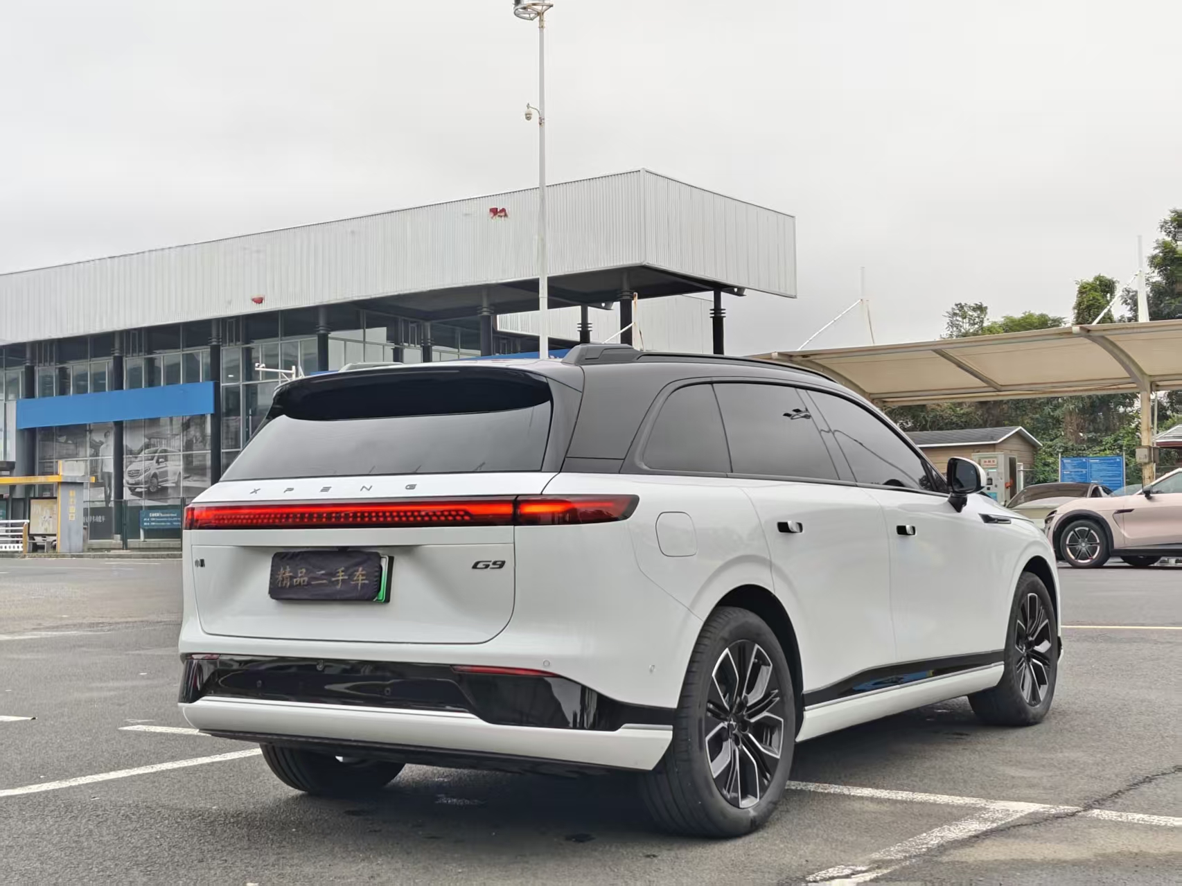 Xpeng G9 2025 immagine di auto #7