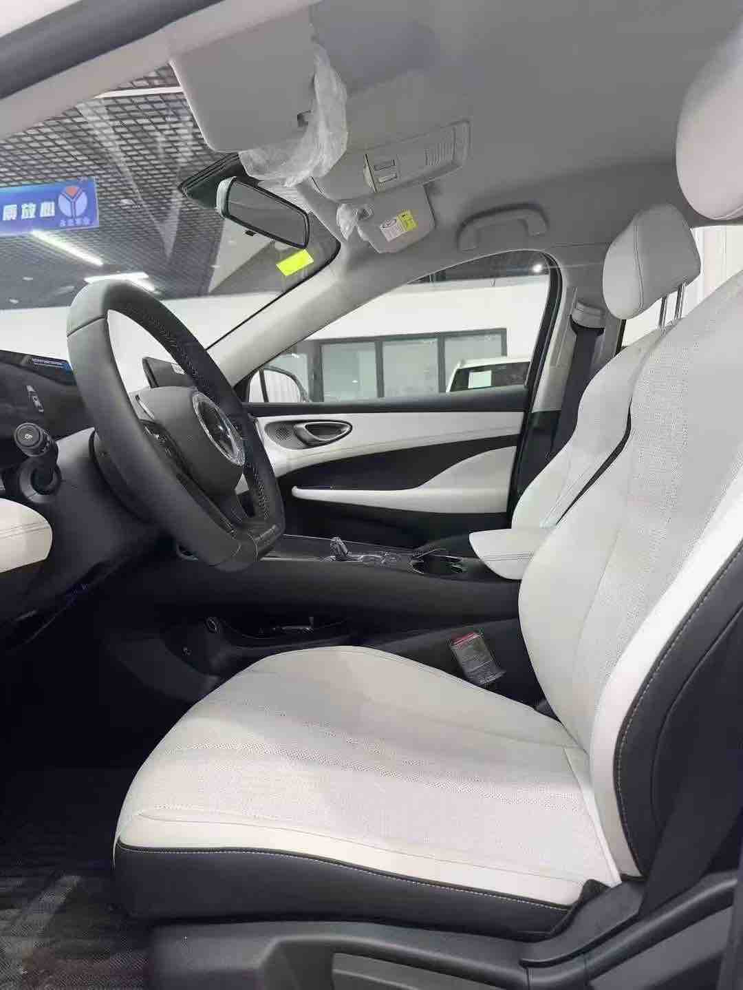 BYD Seal 05 DM-i 2025 car image #7