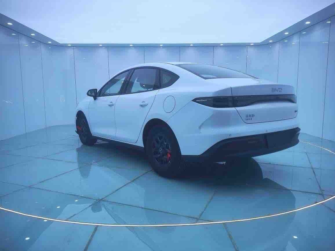 BYD Seal 2025 изображение автомобиля #7