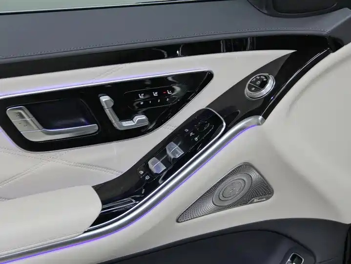 Mercedes-Benz Maybach S Class 2025 car image #7