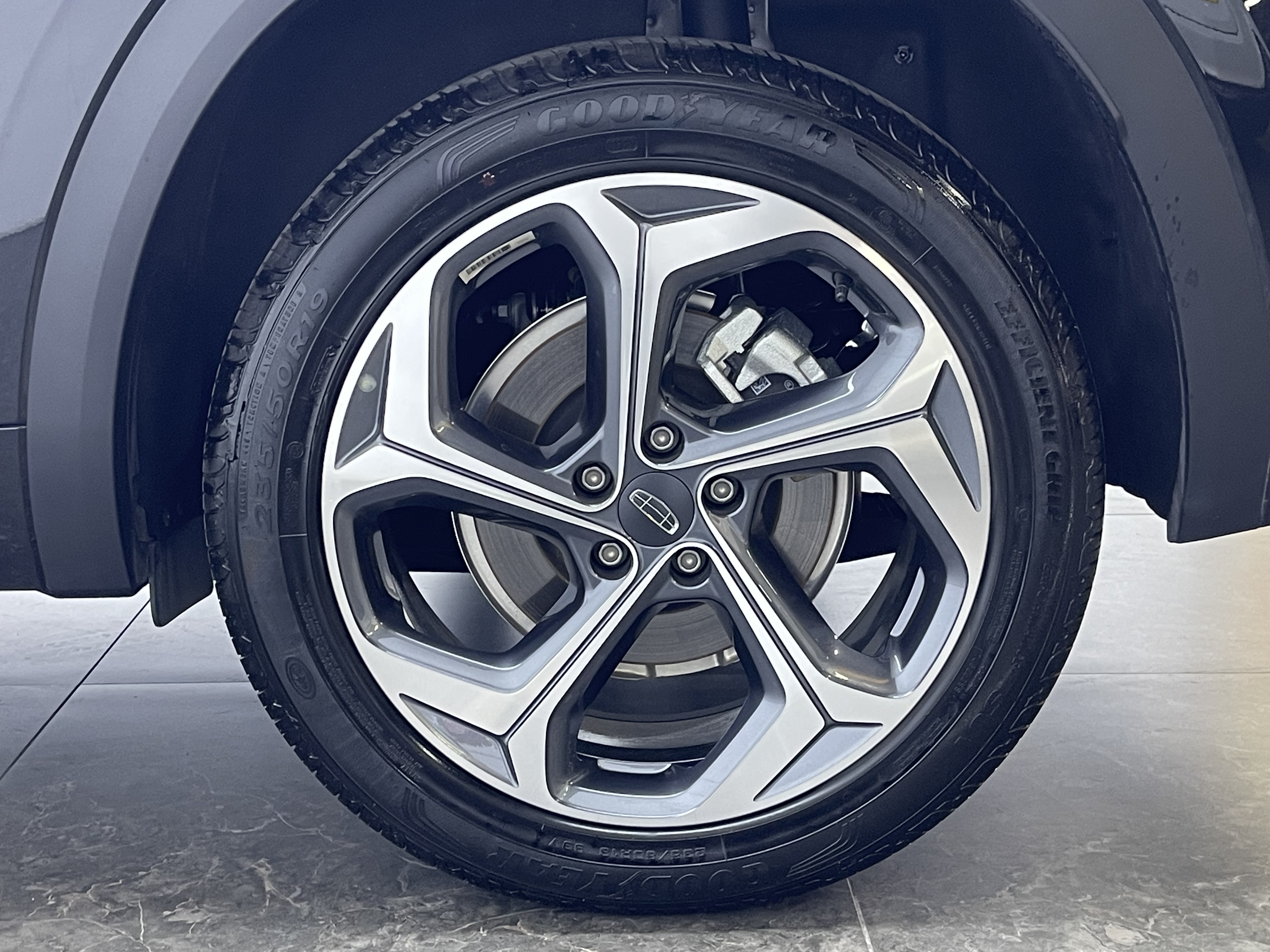 GEELY Monjaro 2025 car image #7