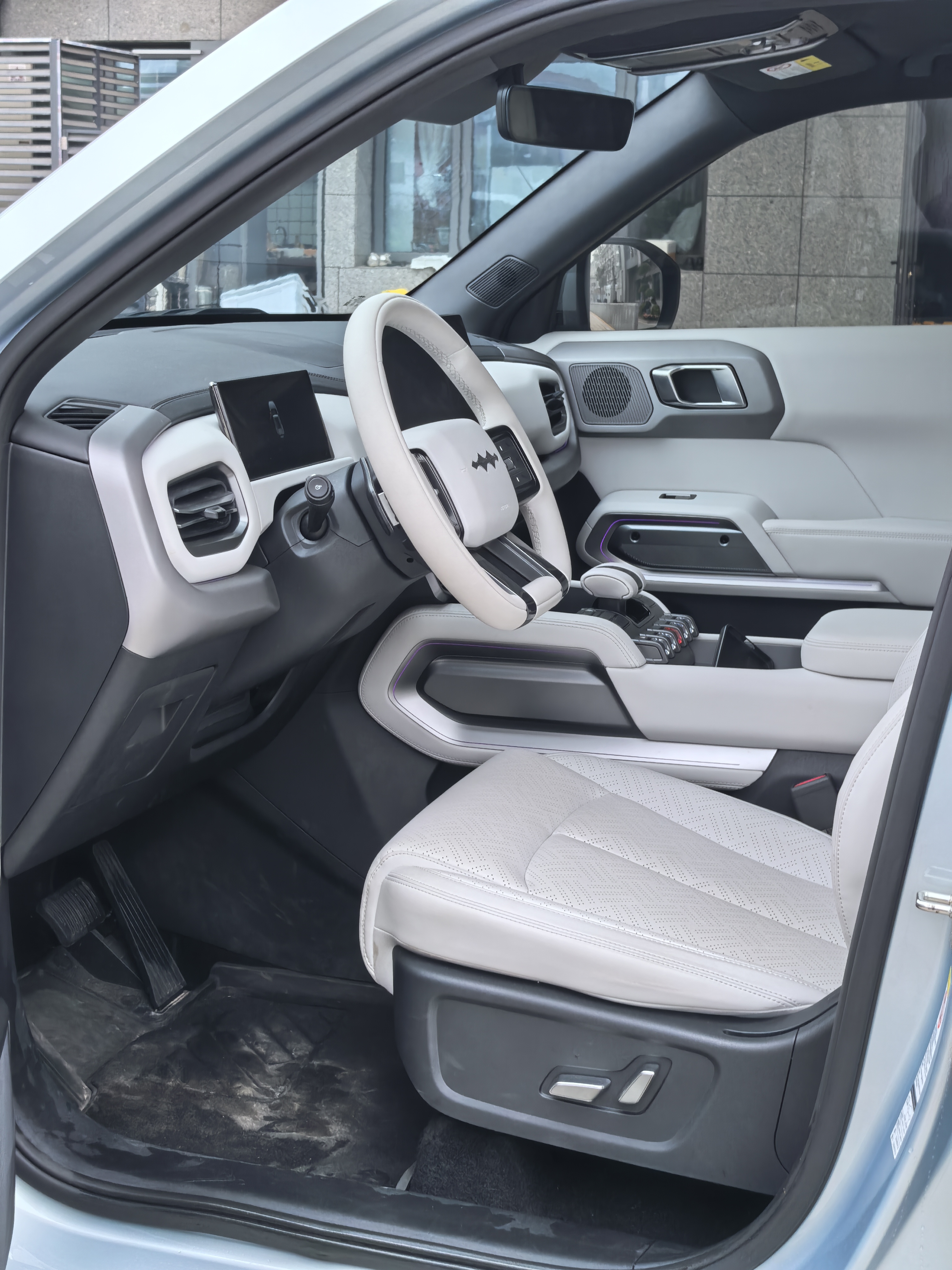 FangChengBao Tiger 3 2025 car image #7