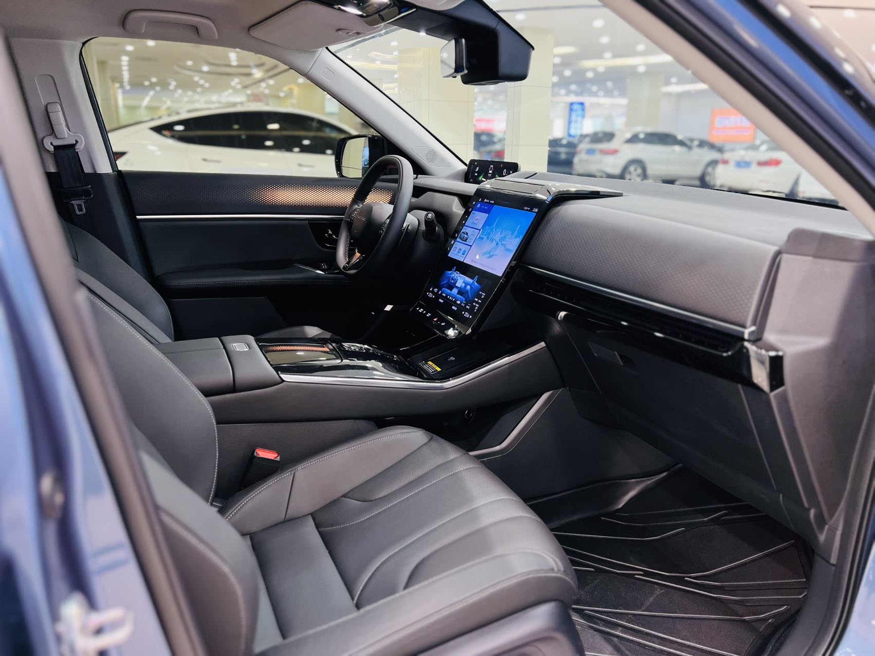 Honda P7 2025 car image #7