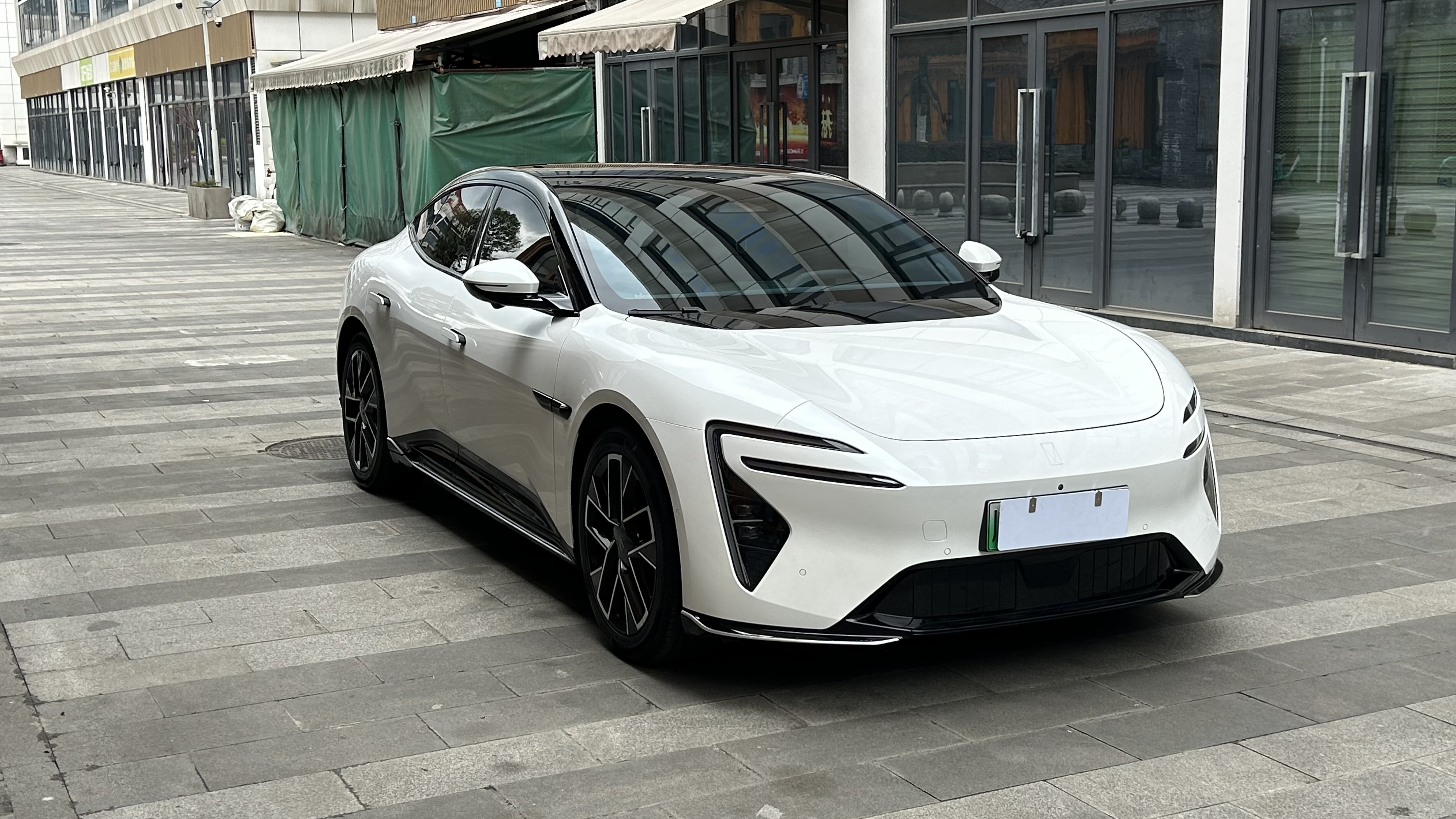 Avatr 06 2025 imagen de coche #7