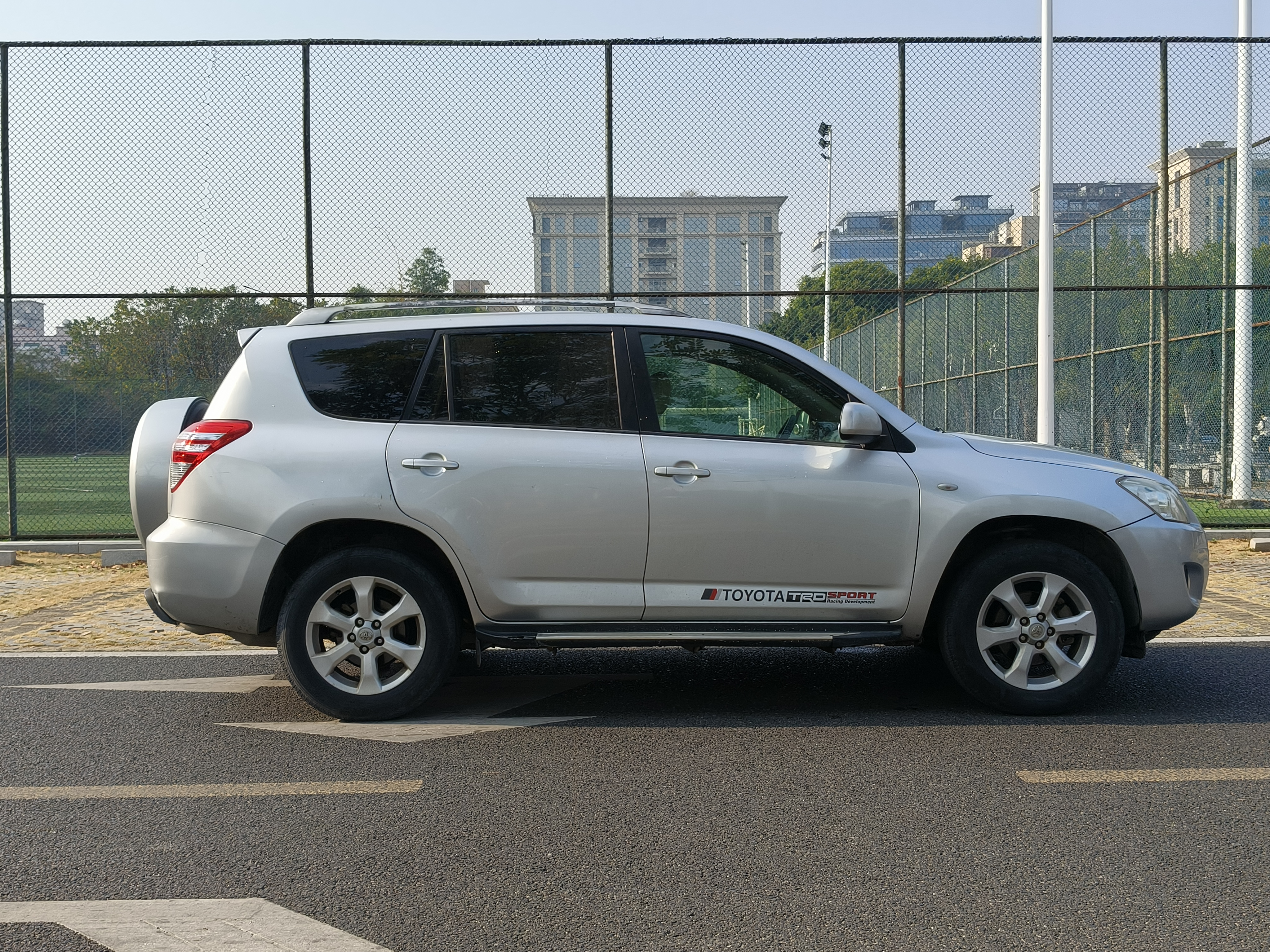 Toyota RAV4 2012 car image #7