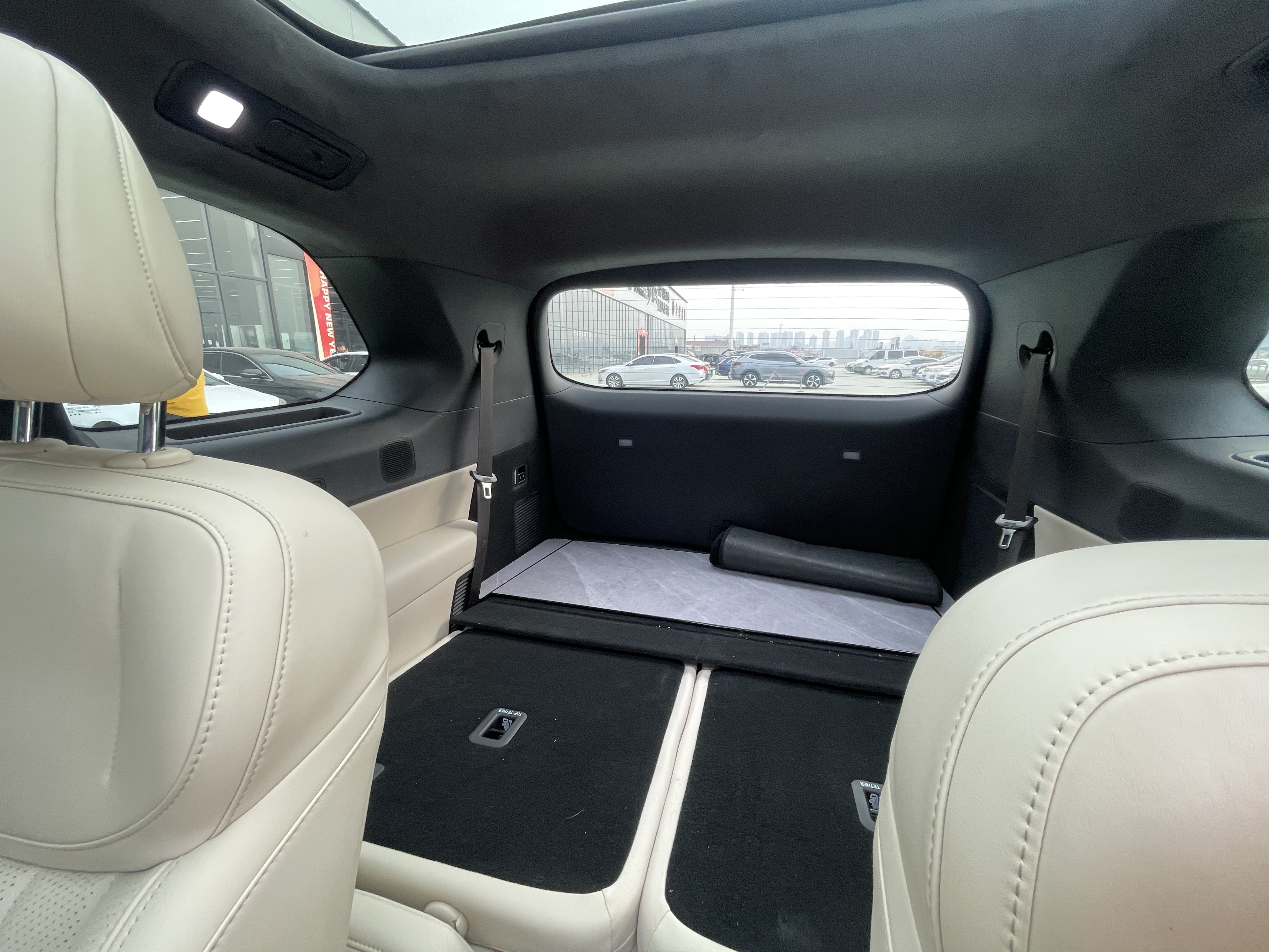 Deepal S09 2025 car image #7