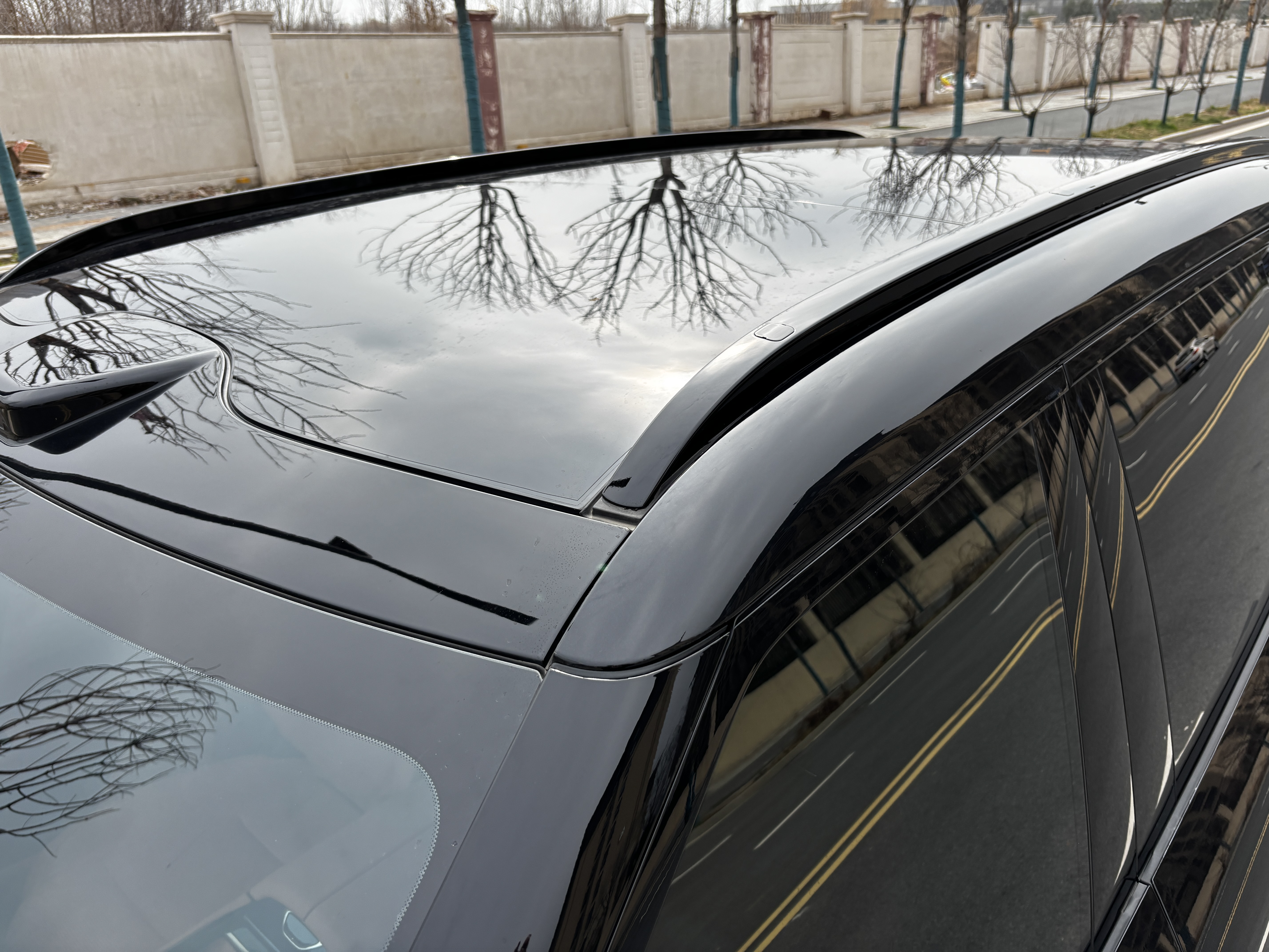 Lynk & Co 900 2025 car image #7