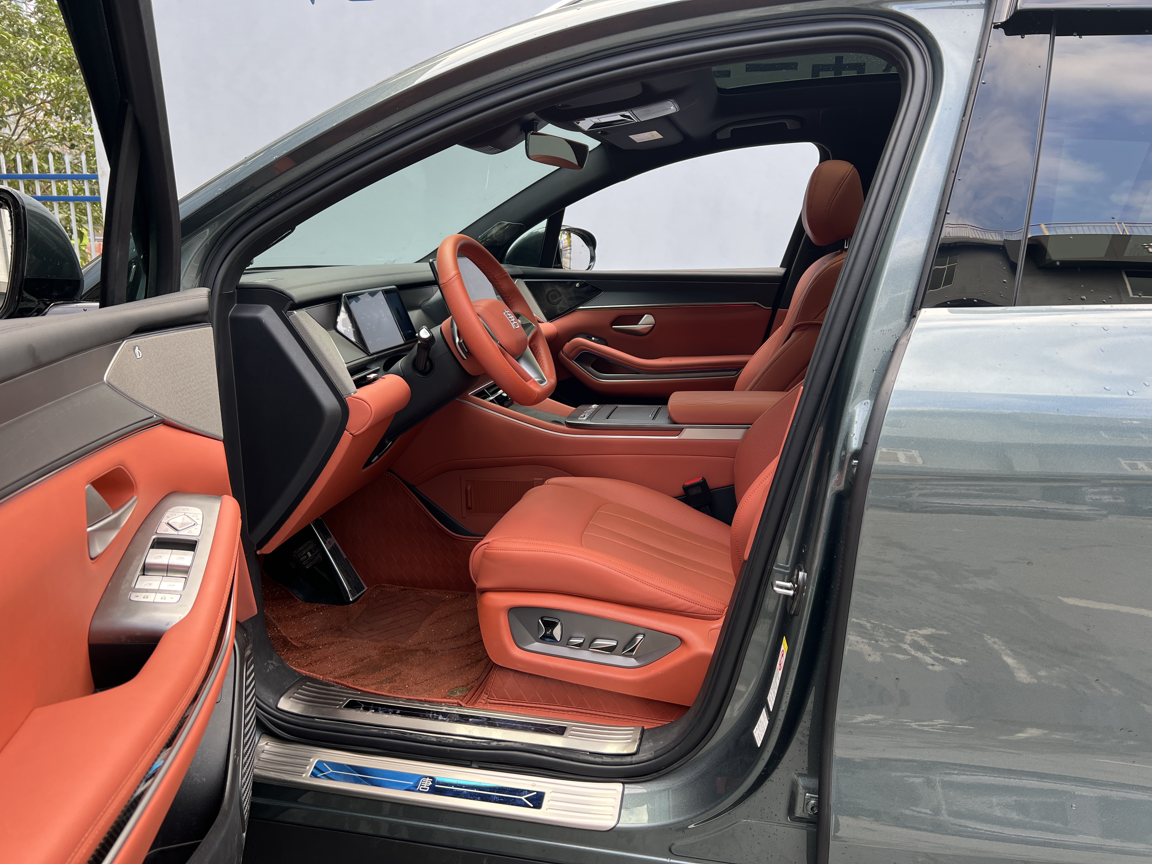 BYD Tang L 2025 car image #7