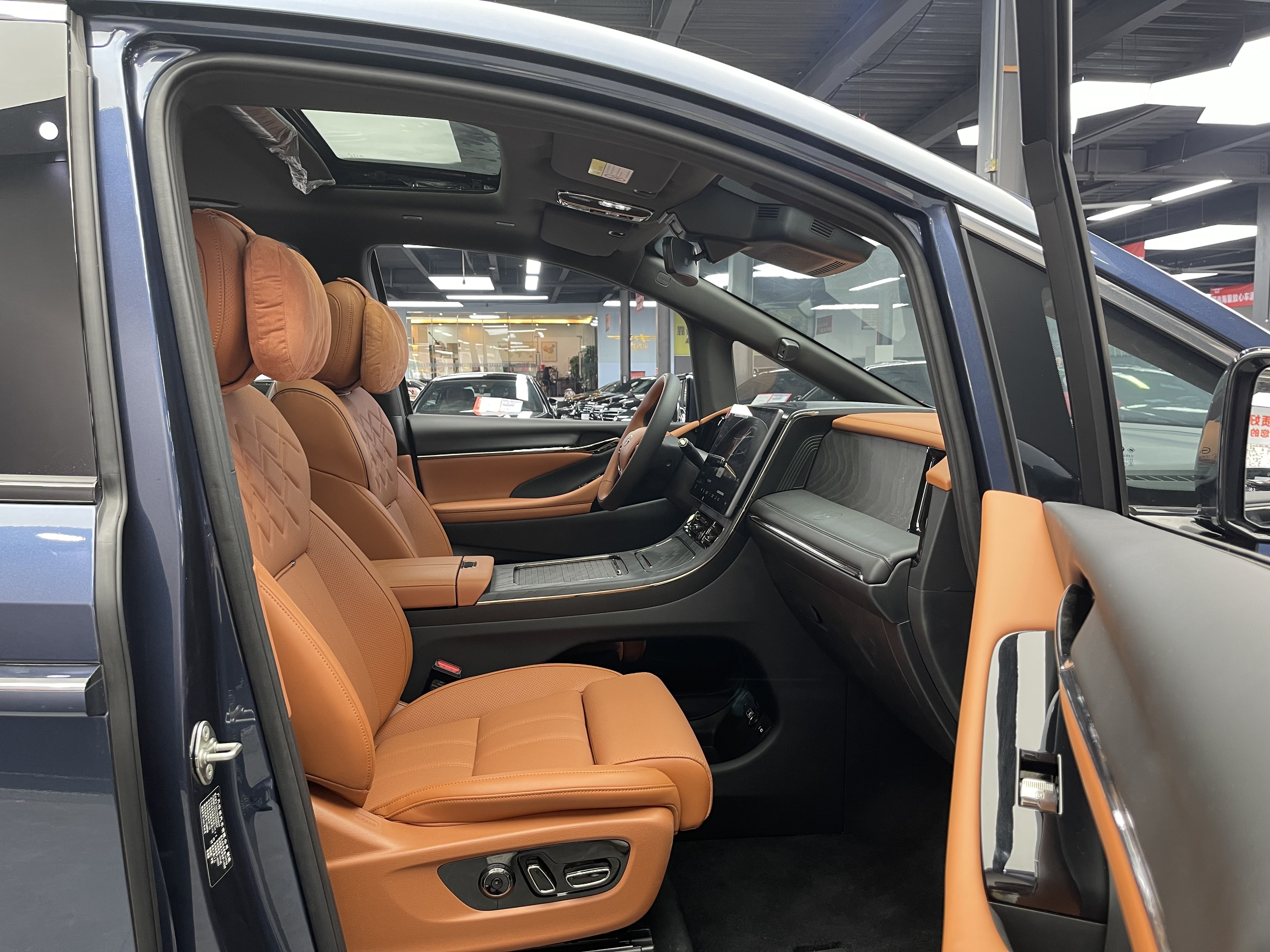 GAC Trumpchi Xiangwang M8 2026 car image #7