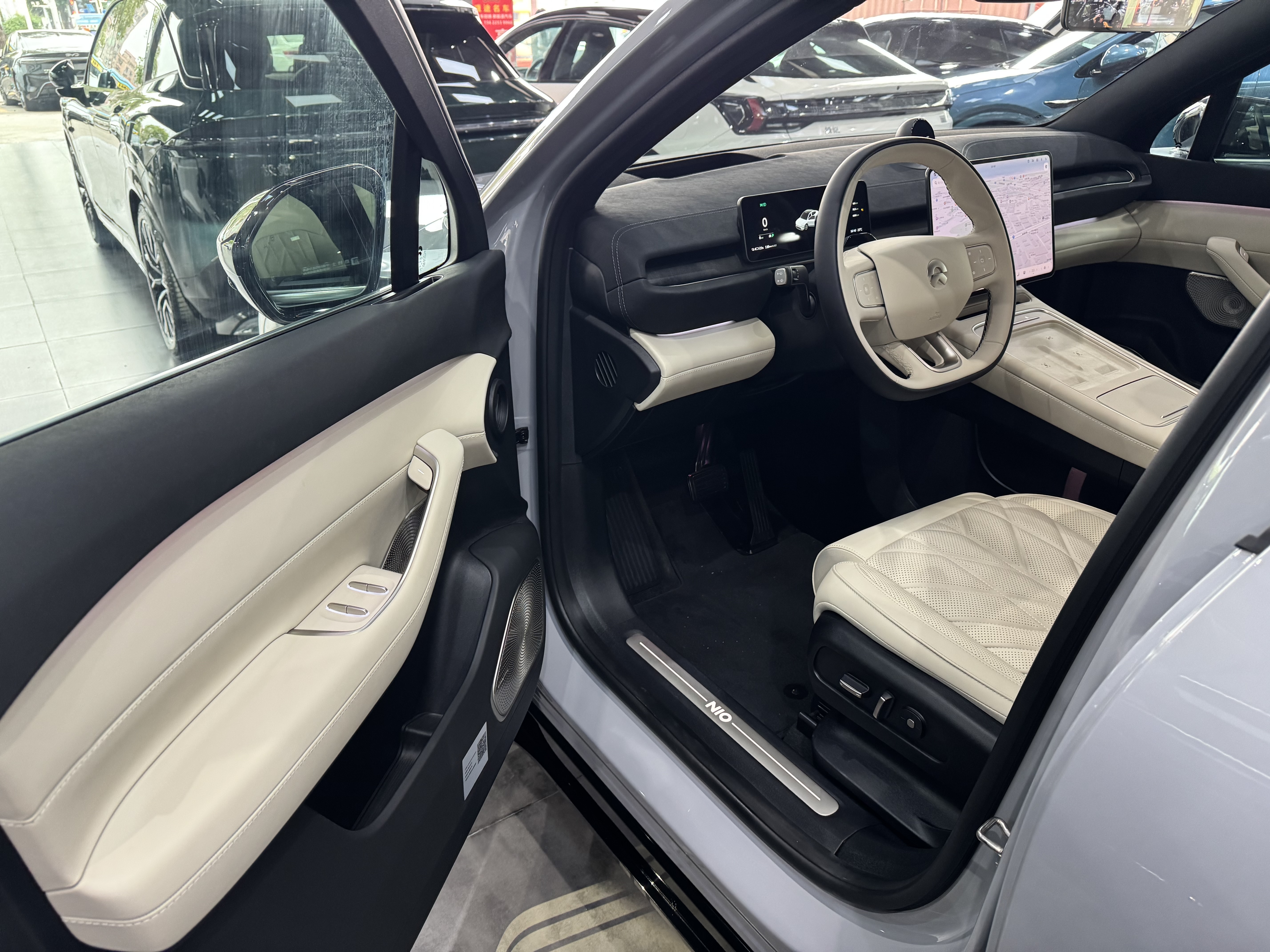 蔚来 蔚来EC6 2025 汽车图片 #7