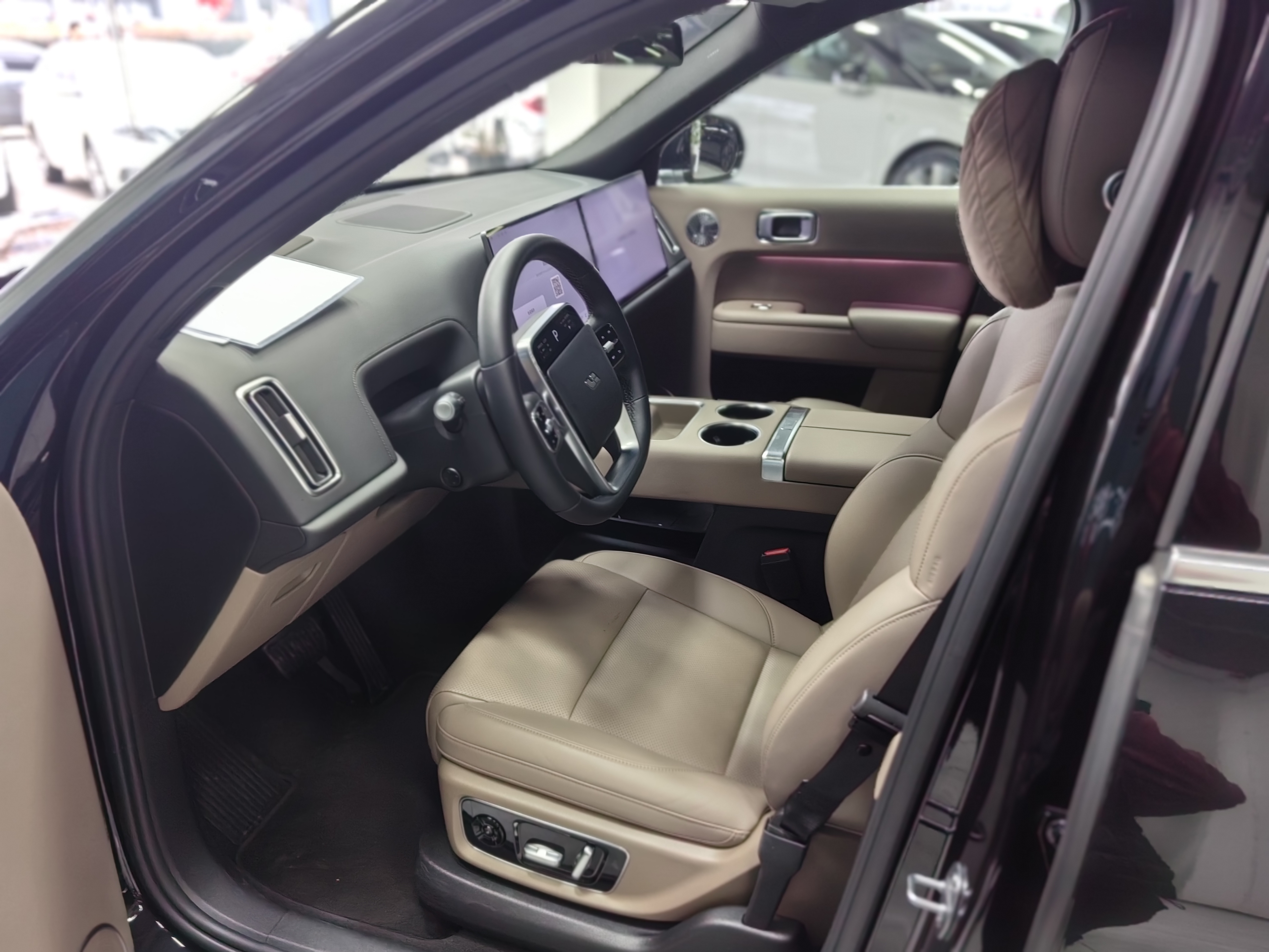 Li L8 2025 изображение автомобиля #7