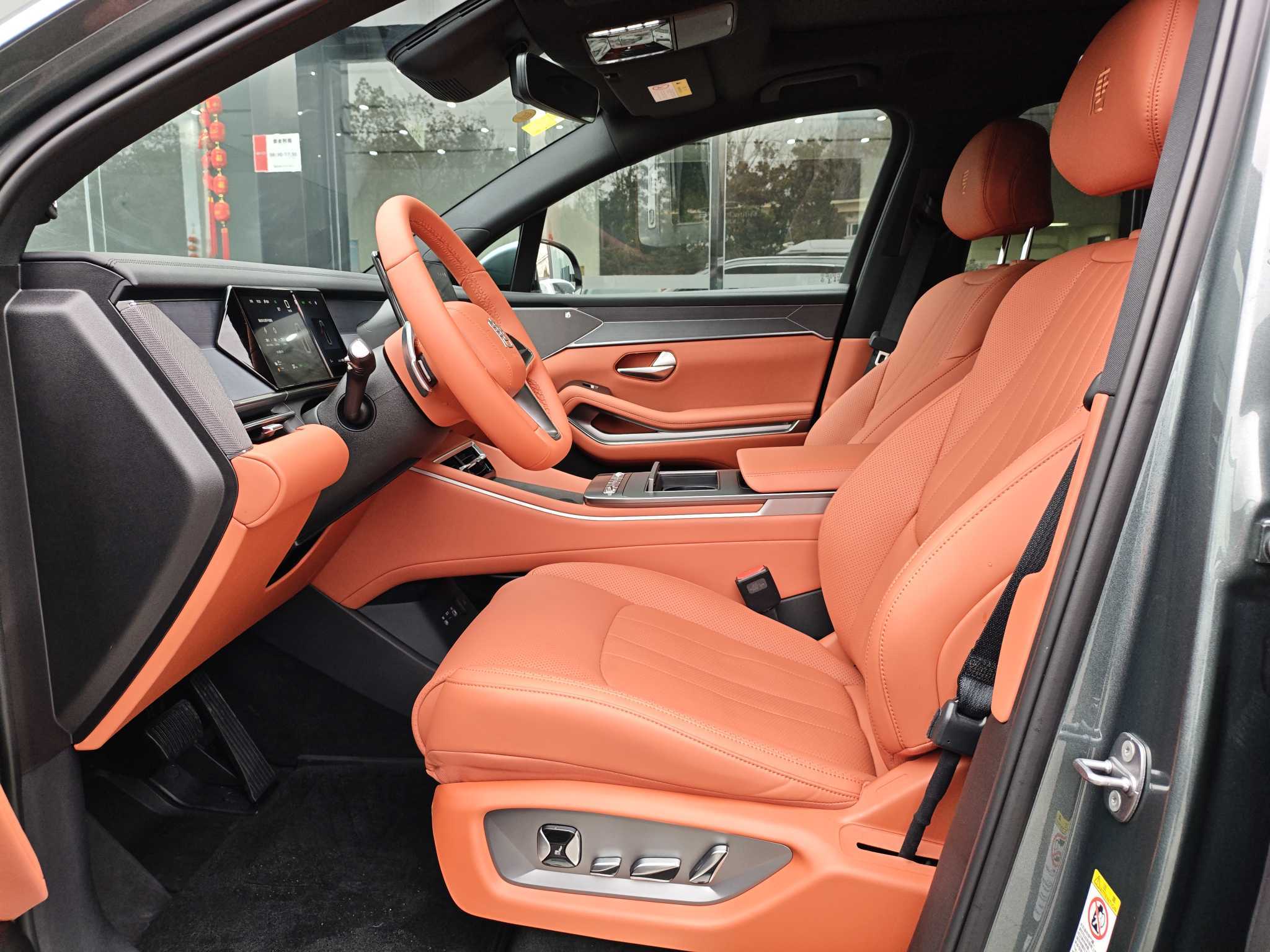 BYD Tang L 2025 car image #7