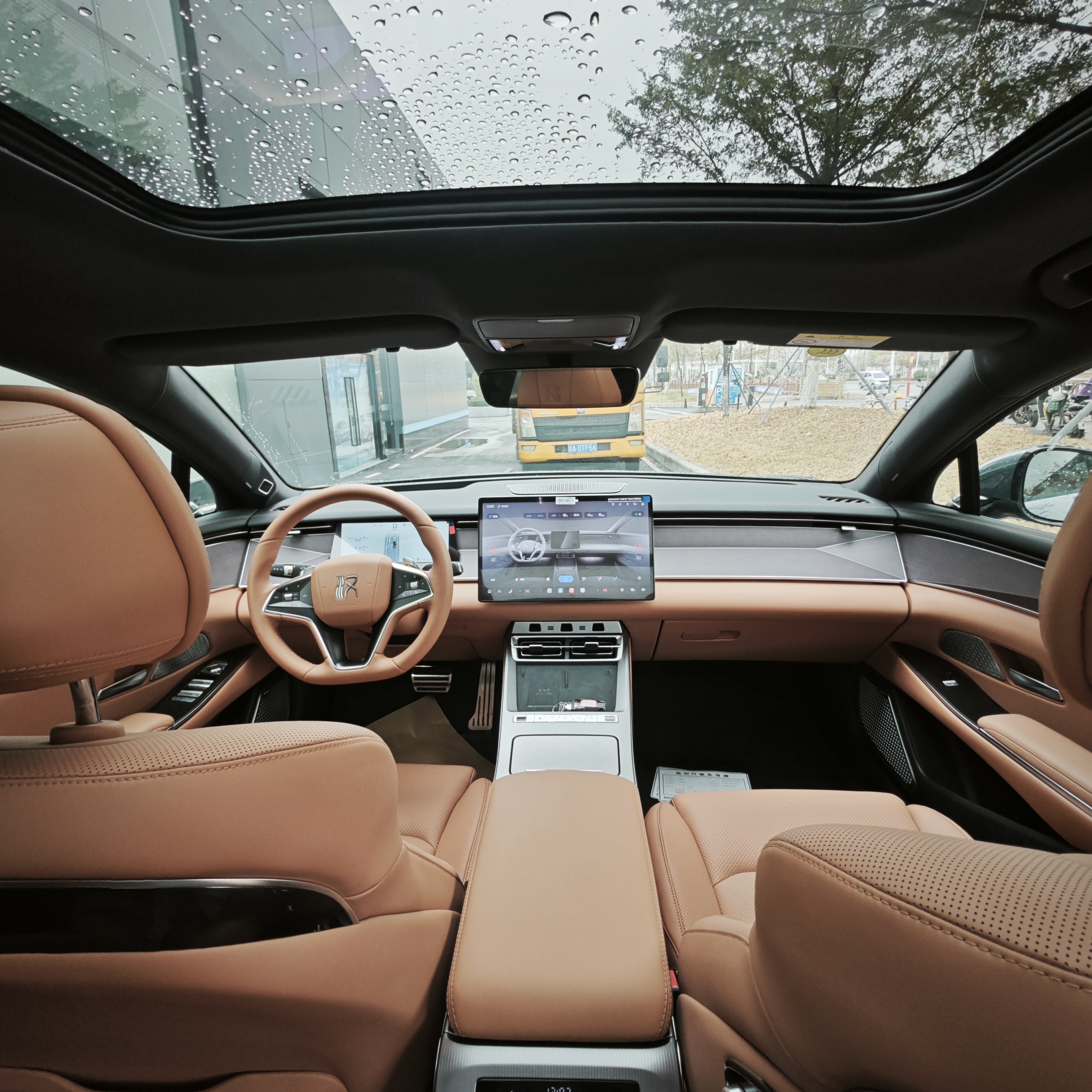 BYD HanL 2025 صورة سيارة #7