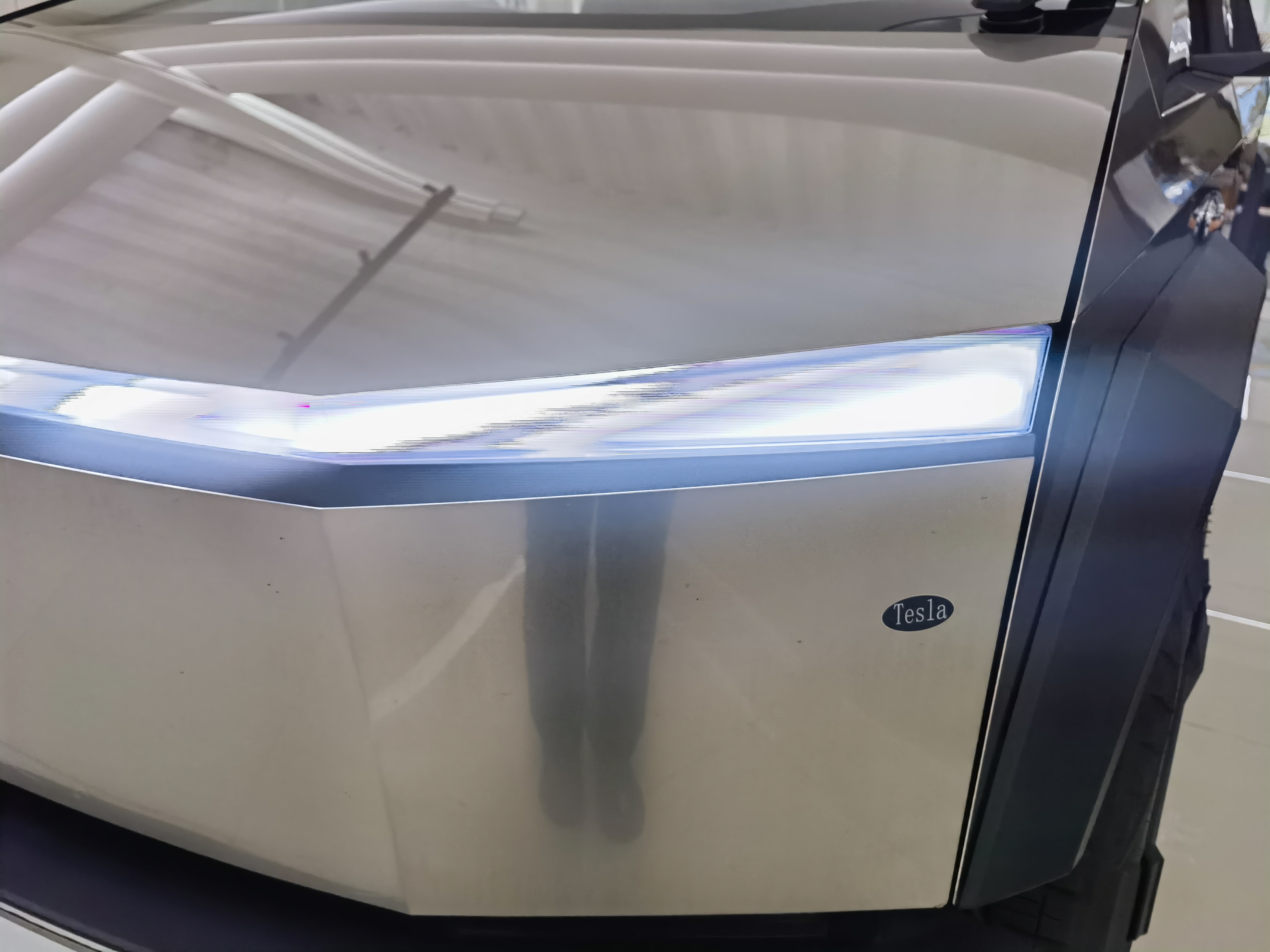 特斯拉 赛博越野旅行车 2025 汽车图片 #7