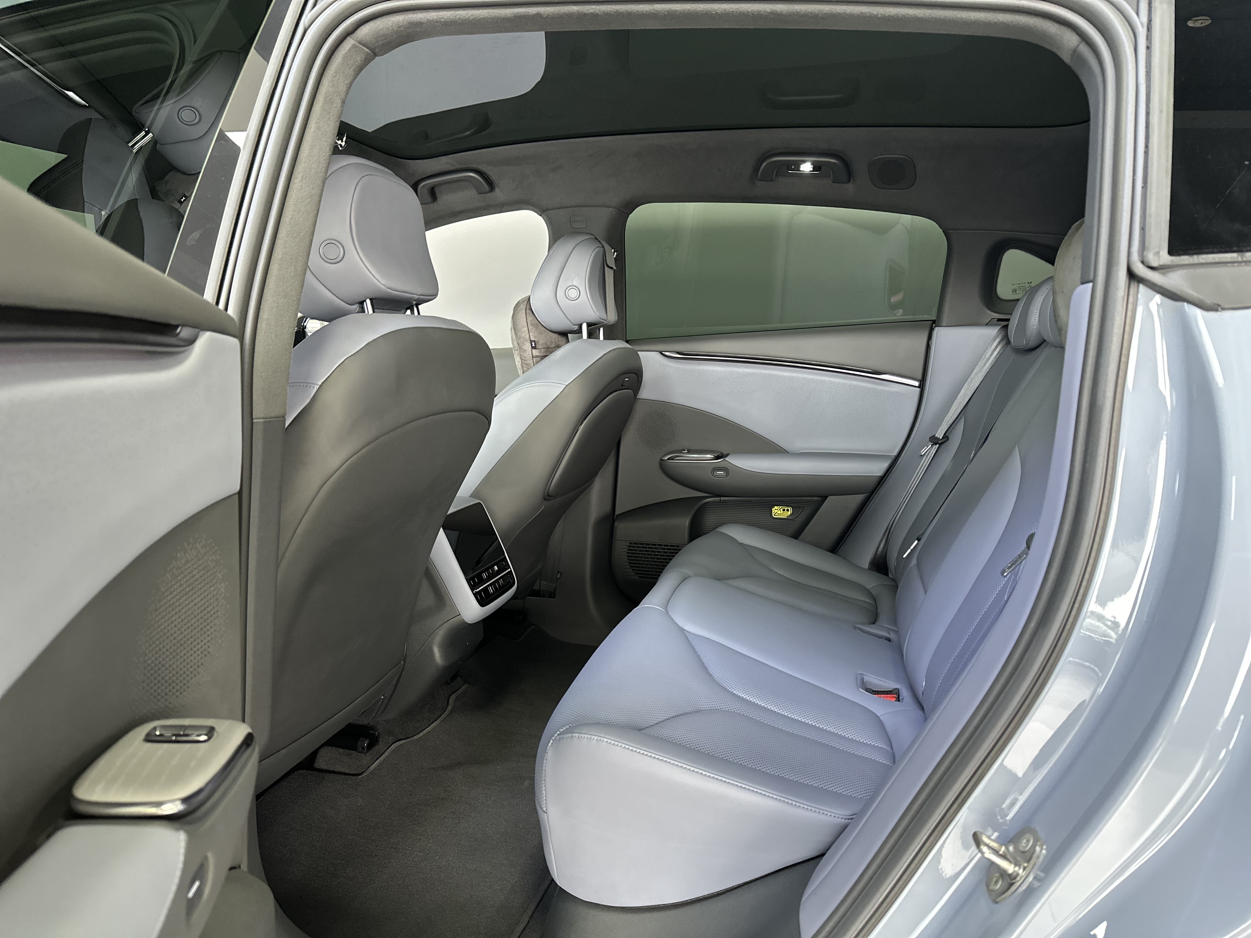 Xpeng G7 2025 #7 Xpeng G7 2025 car image #7