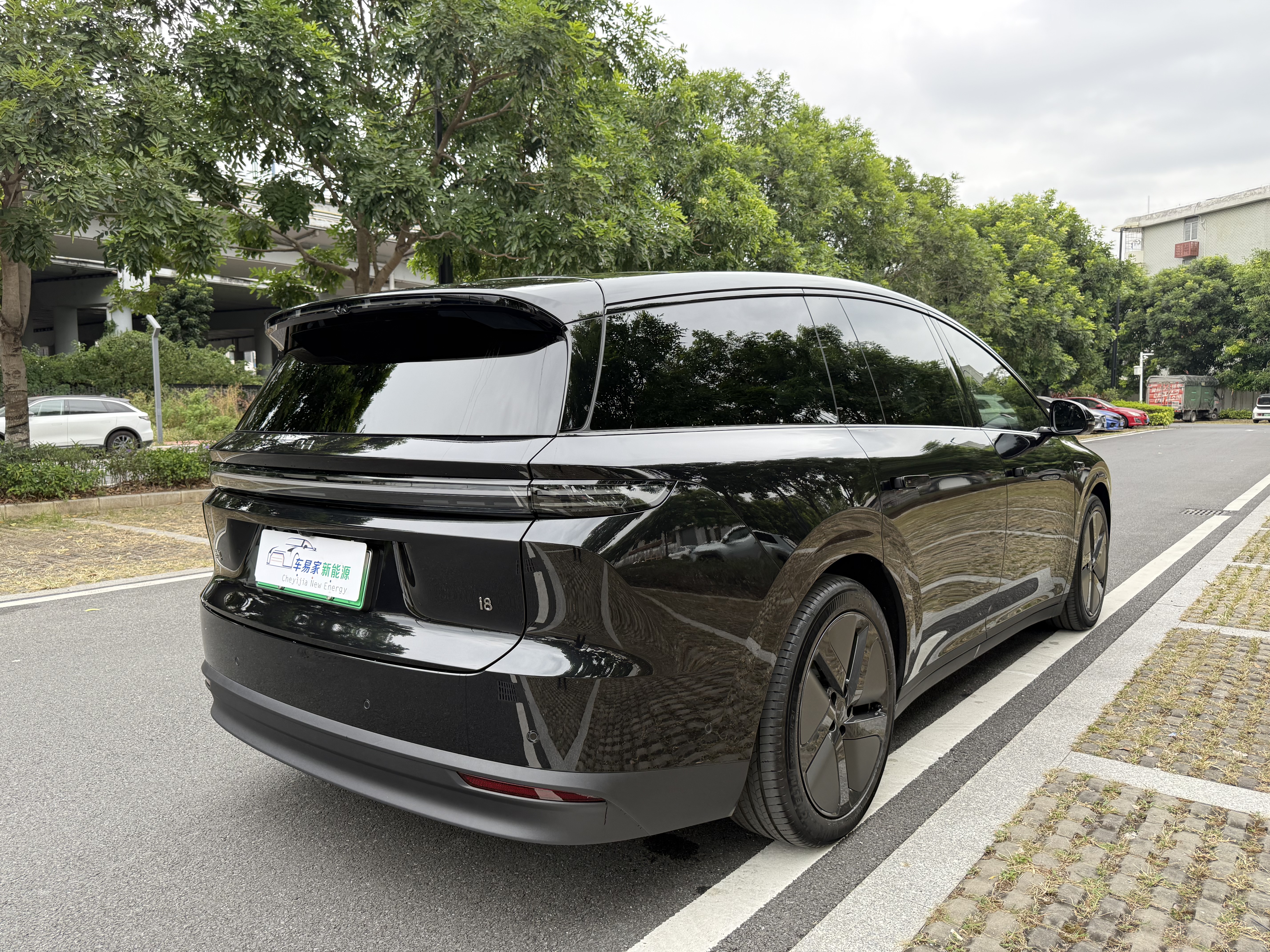 理想汽车 理想i6 2025 汽车图片 #7