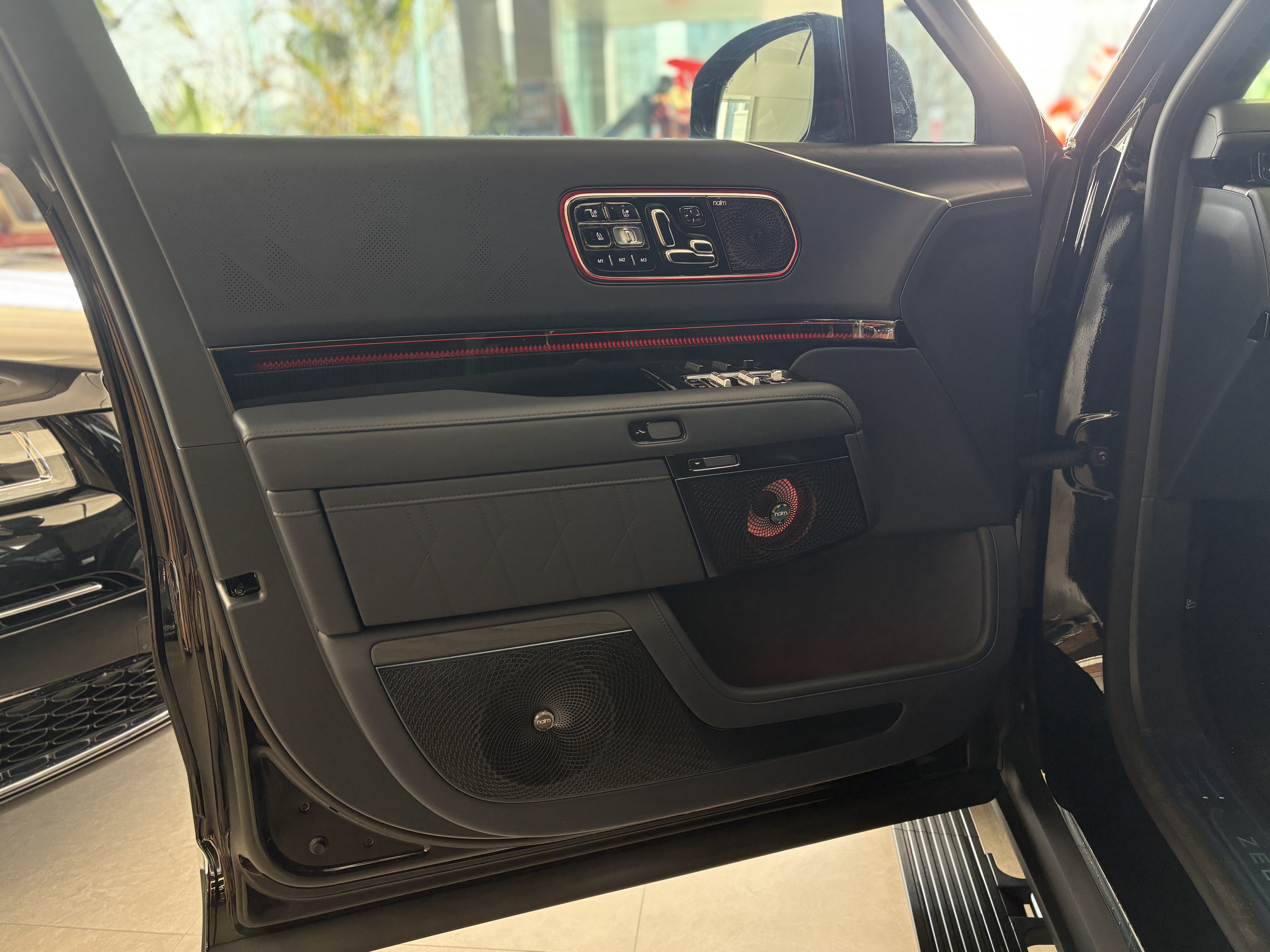 Zeekr 9X 2025 car image #7