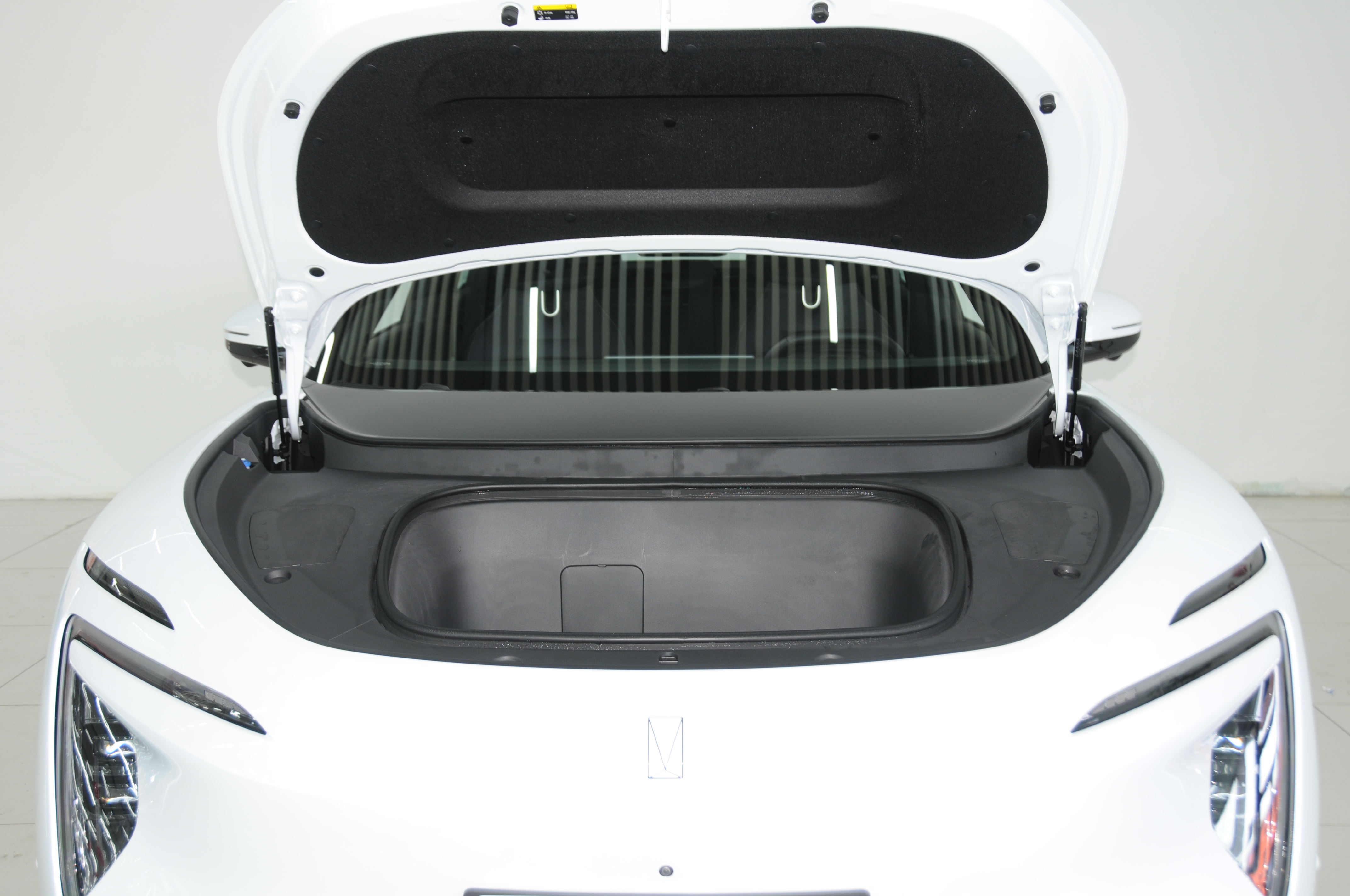 Avatr 07 2025 car image #7