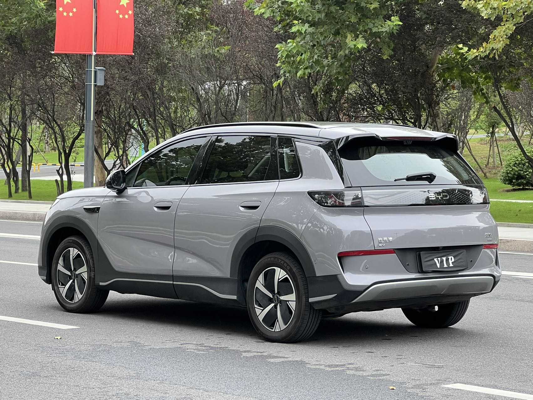 BYD Sea Lion 05 EV 2025 car image #7