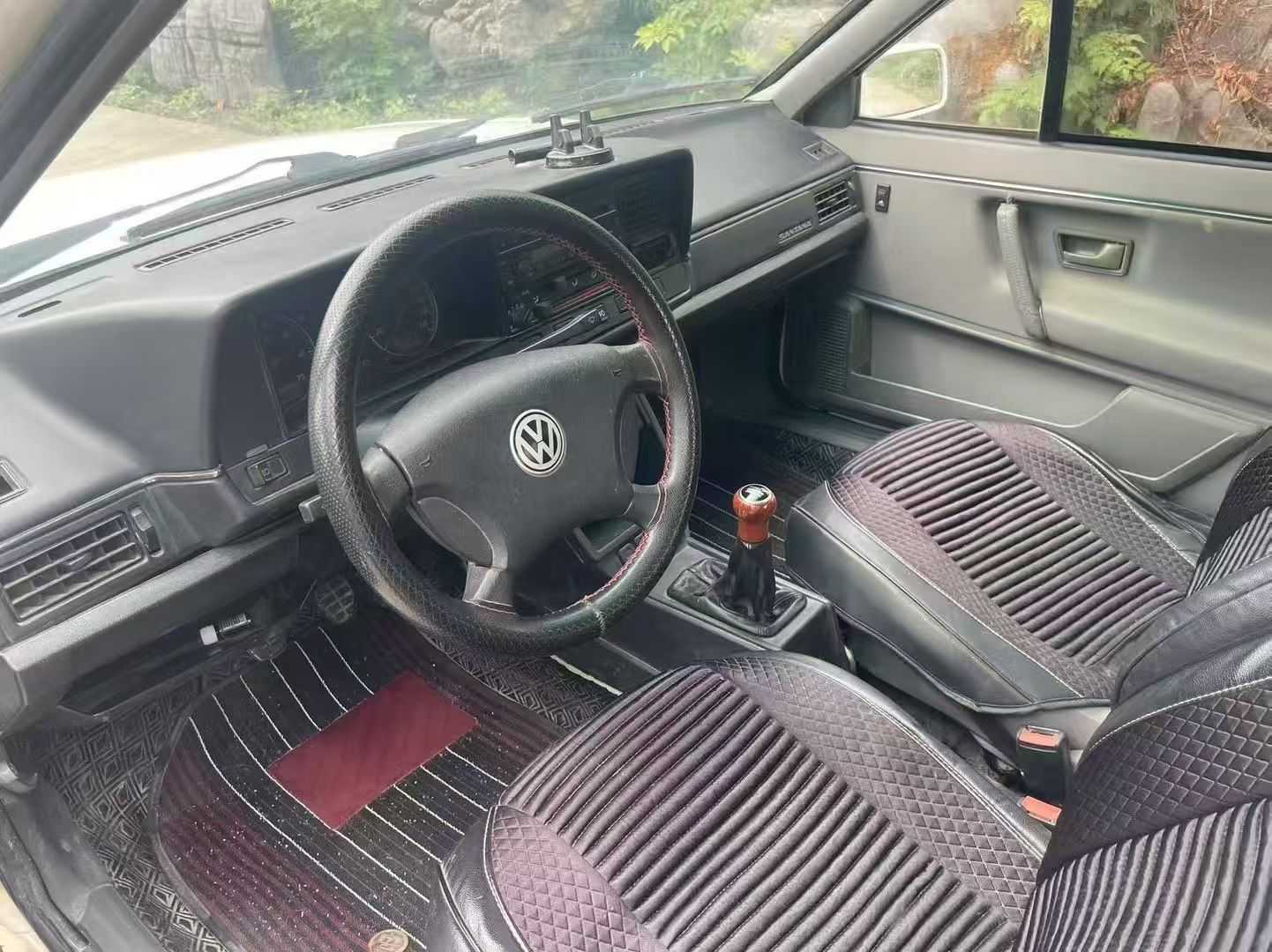 Volkswagen Santana Classic 2009 изображение автомобиля #7