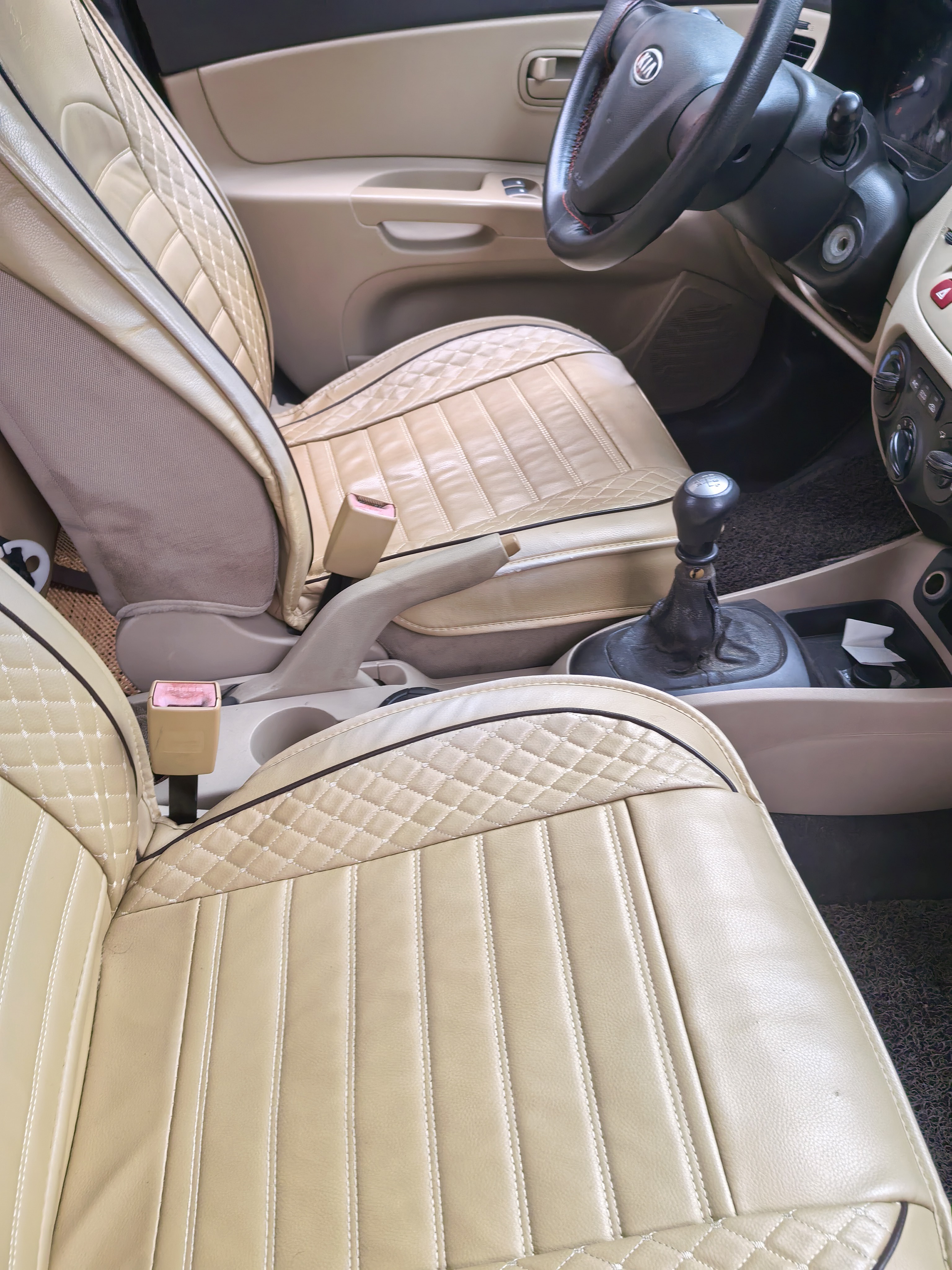 Kia Rio 2010 صورة سيارة #7